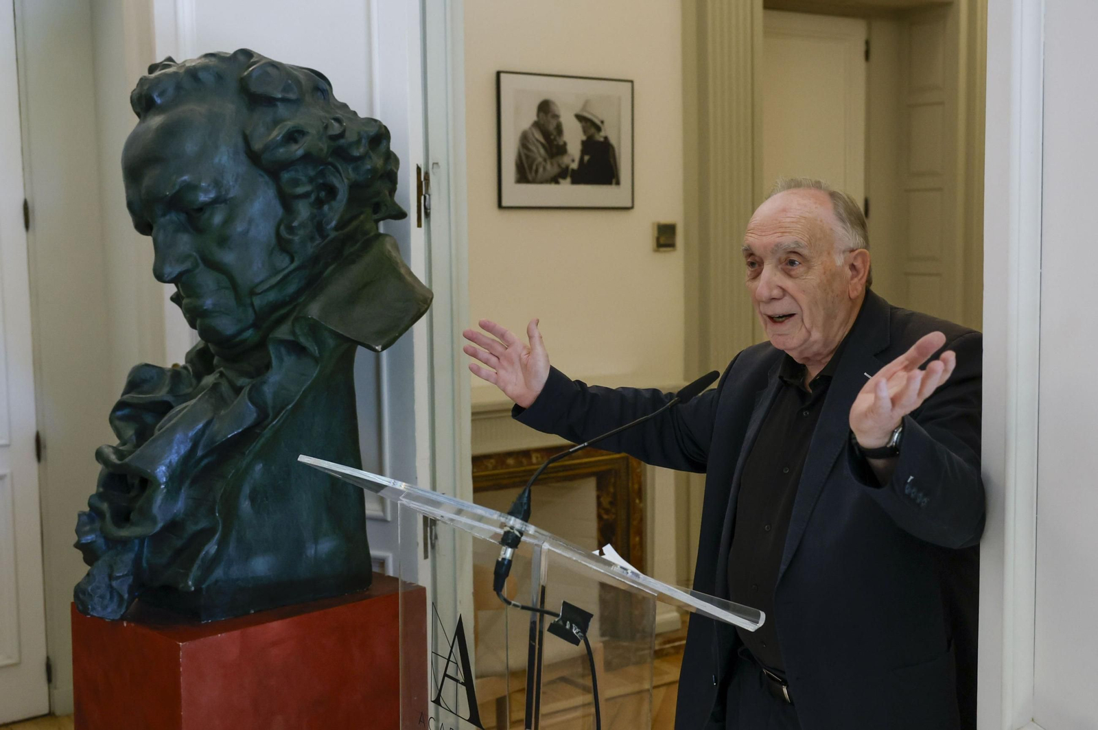 El presidente de la Academia de las Artes y las Ciencias Cinematográficas de España, Fernando Méndez-Leite.