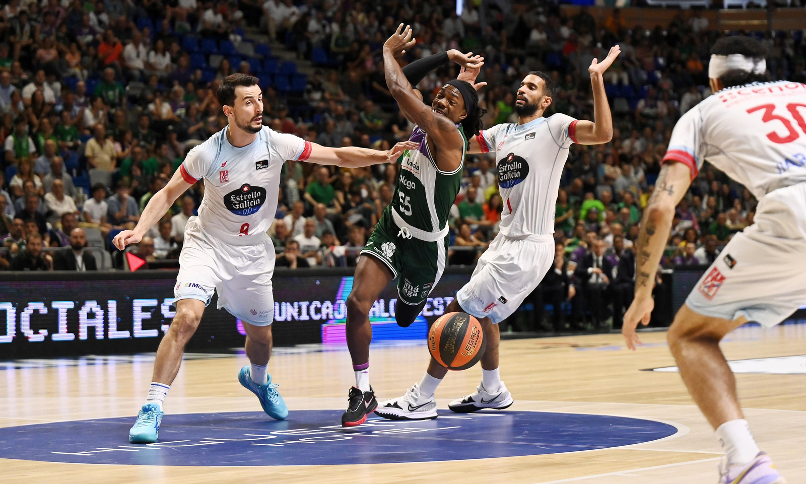 El Unicaja-Obradoiro, en fotos