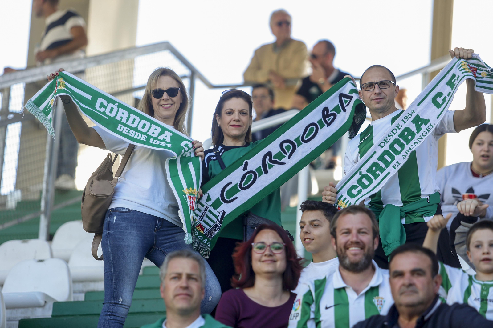 Aficionados del Córdoba CF en el partido ante el Sevilla Atlético.