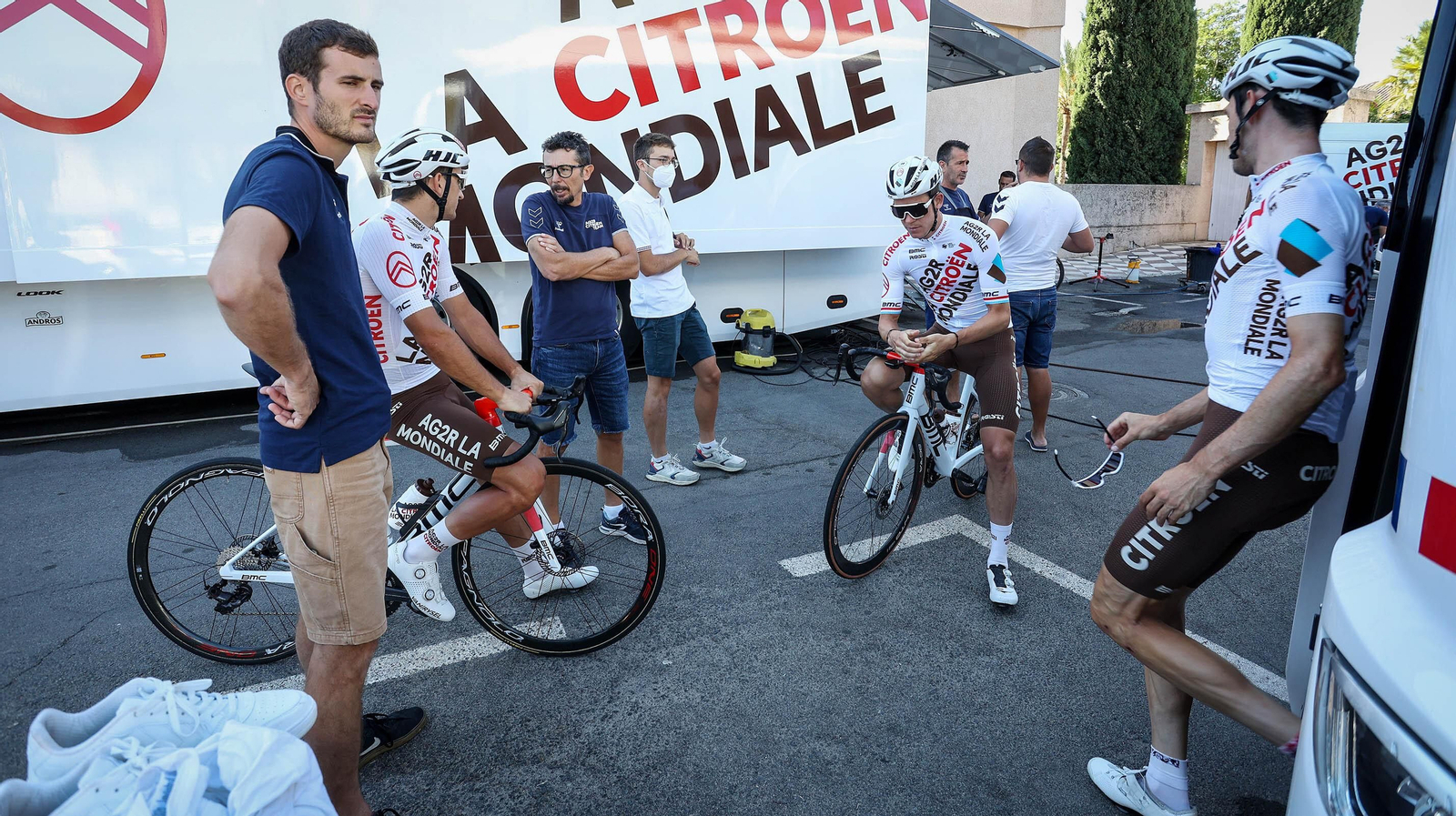 La Vuelta Ciclista a España llena los hoteles de Jerez
