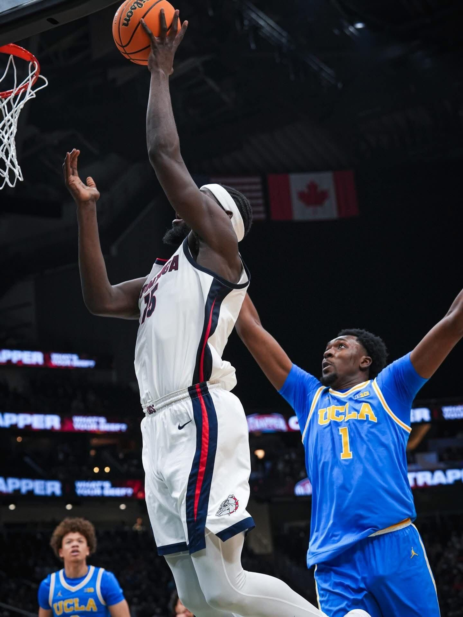 NCAA: Mario Saint-Supéry, 12 puntos y victoria de Gonzaga
