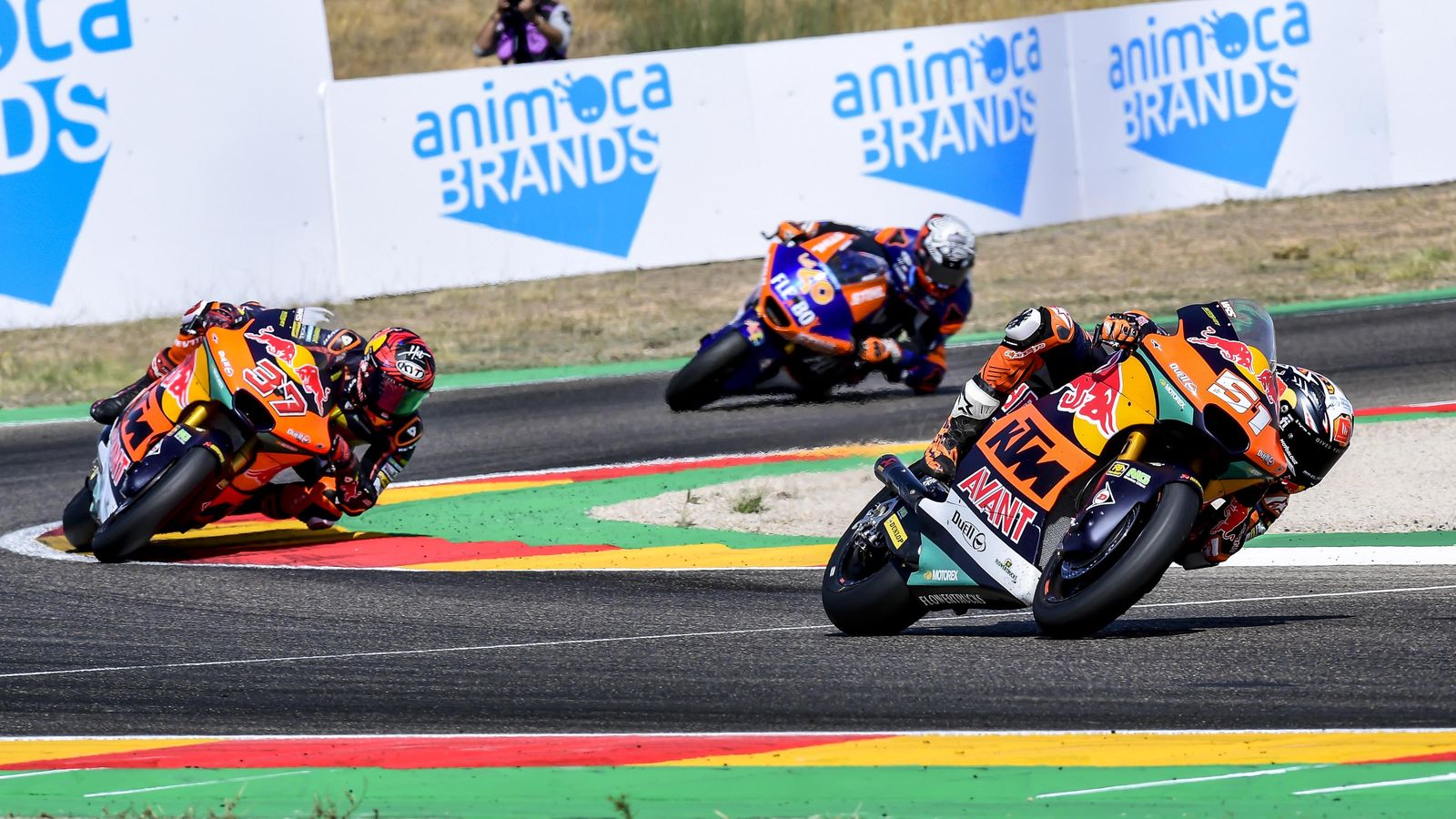 Acosta, de menos a más, adelantó a Augusto Fernández para sumar la segunda victoria del año.