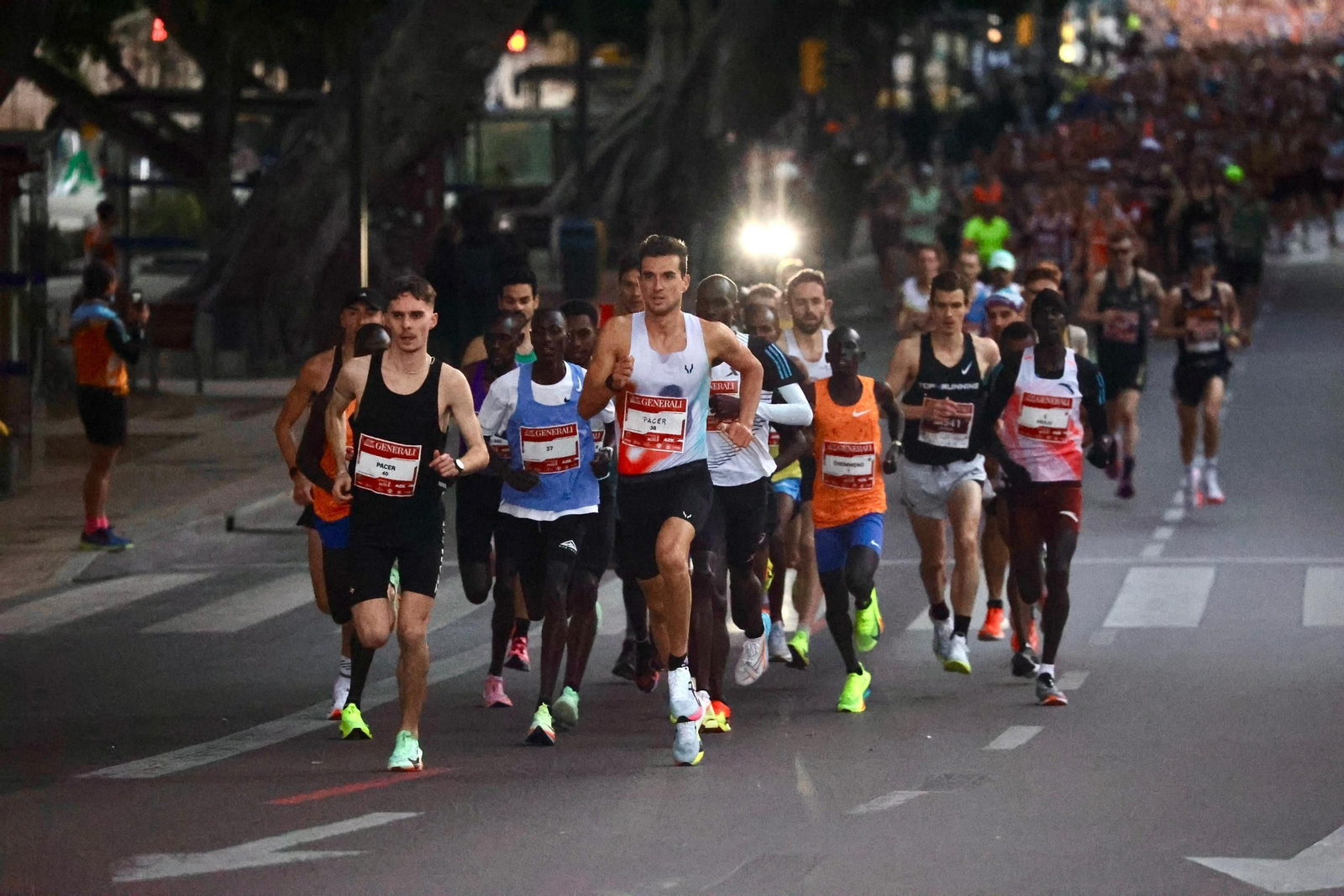 Las mejores fotos de la Maratón de Málaga 2024