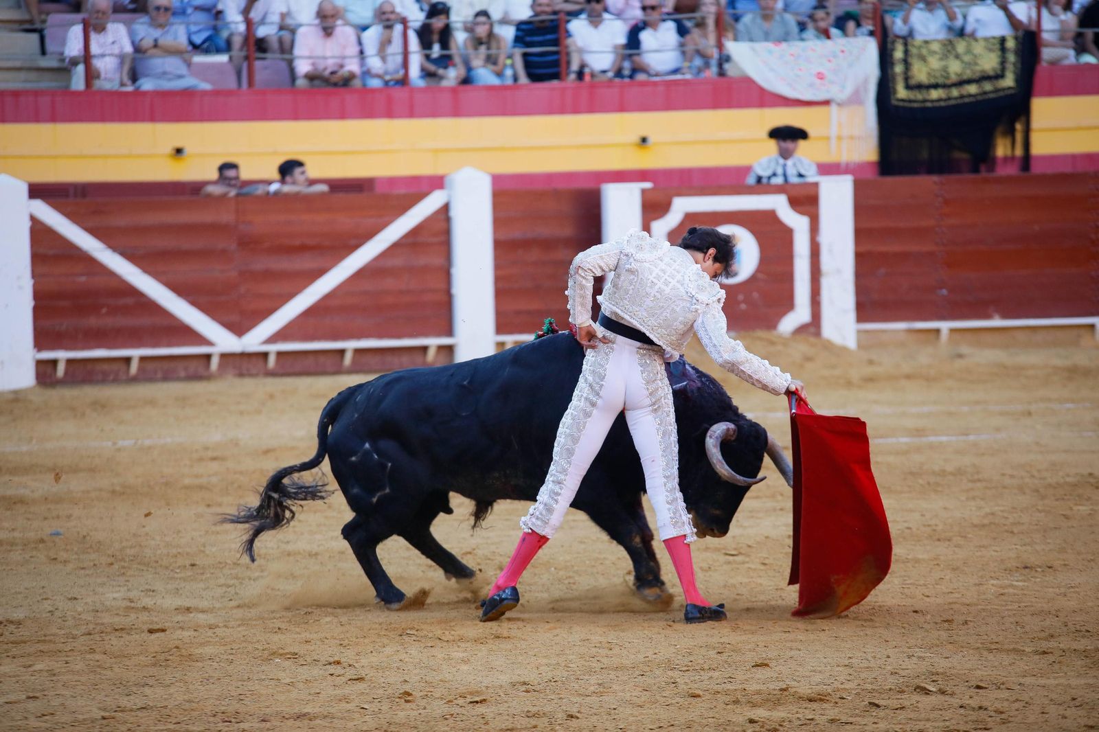 Corrida de toros en Roquetas, en imágenes