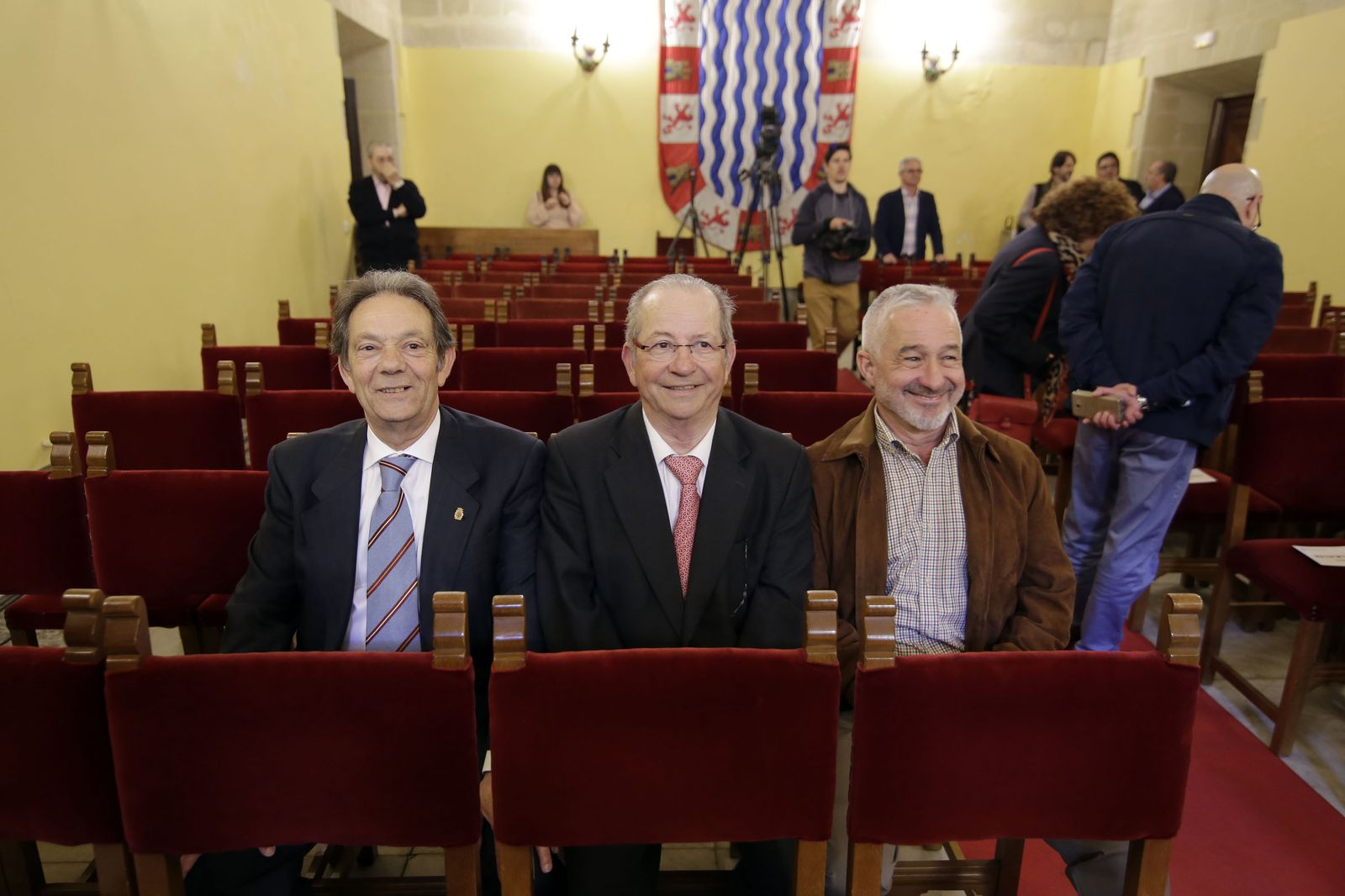 Imágenes del acto institucional del 40 aniversario de las primeras elecciones municipales