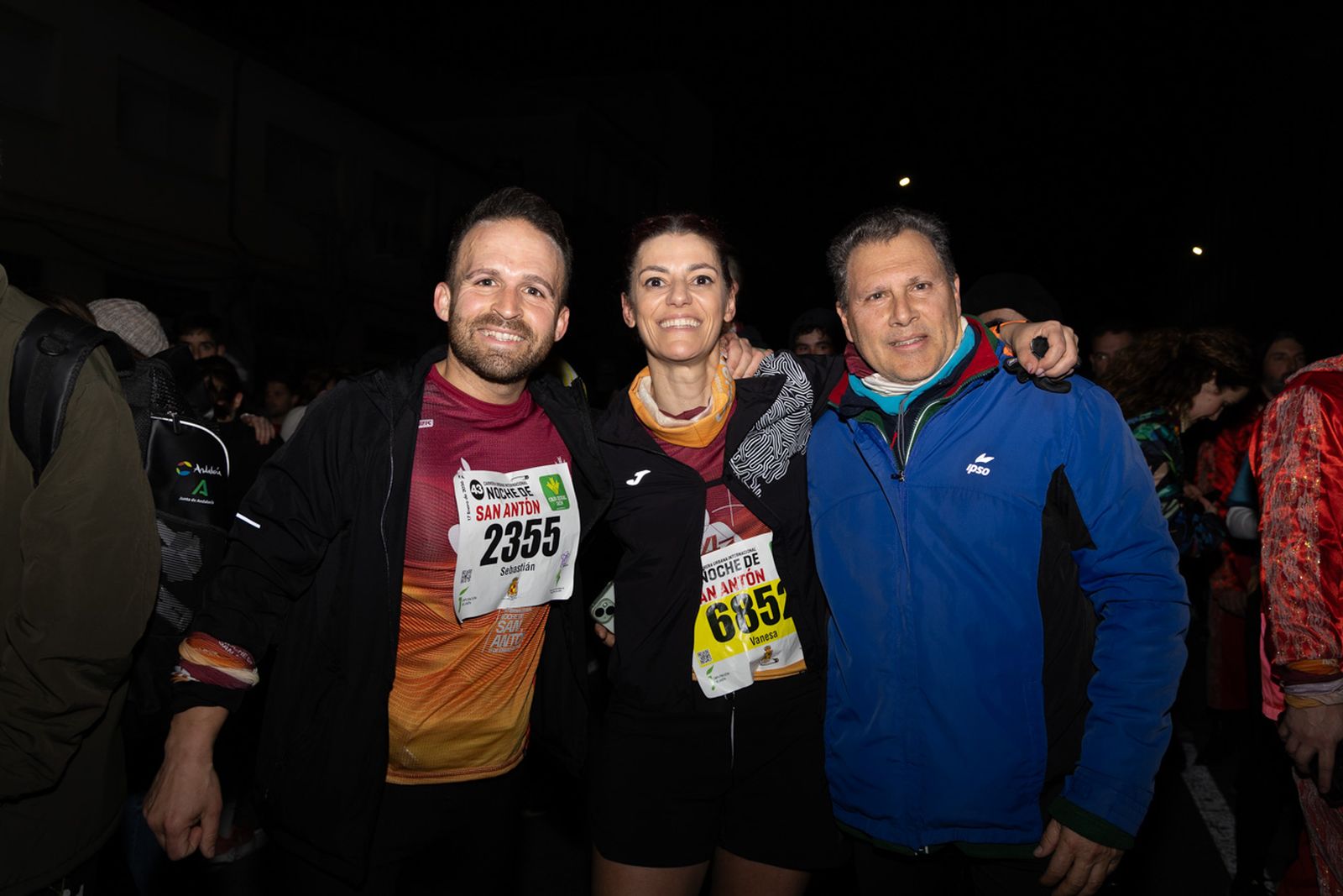 En imágenes: búscate en tu llegada a meta de la Carrera de San Antón 2026 (IV)