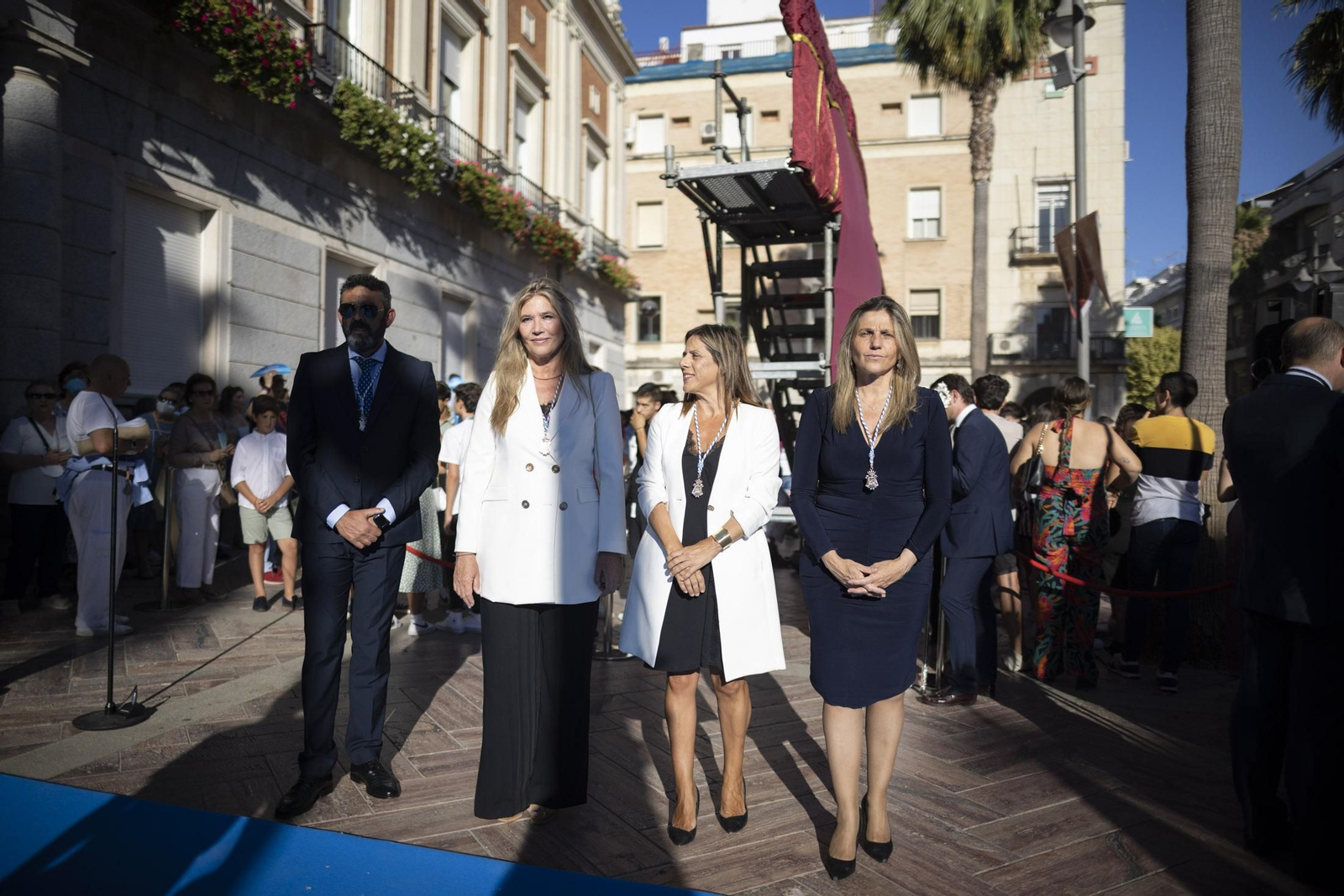 Imágenes de la salida extraordinaria de La Borriquita por las calles de Huelva