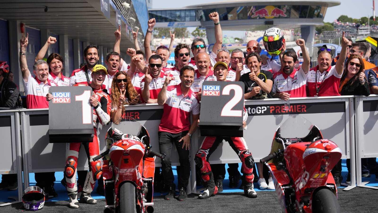 Izan Guevara y Sergio García.