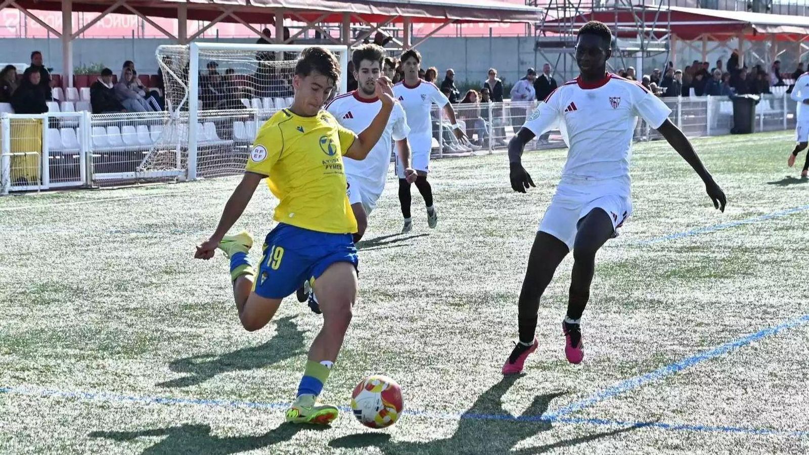 Una imagen del Sevilla C-Cádiz Mirandilla