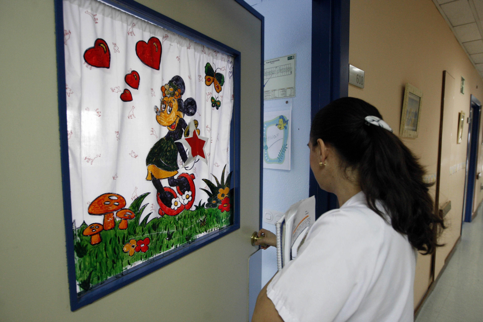 SATSE reclama al SAS mayor protección frente al coronavirus para las profesionales sanitarias embarazadas