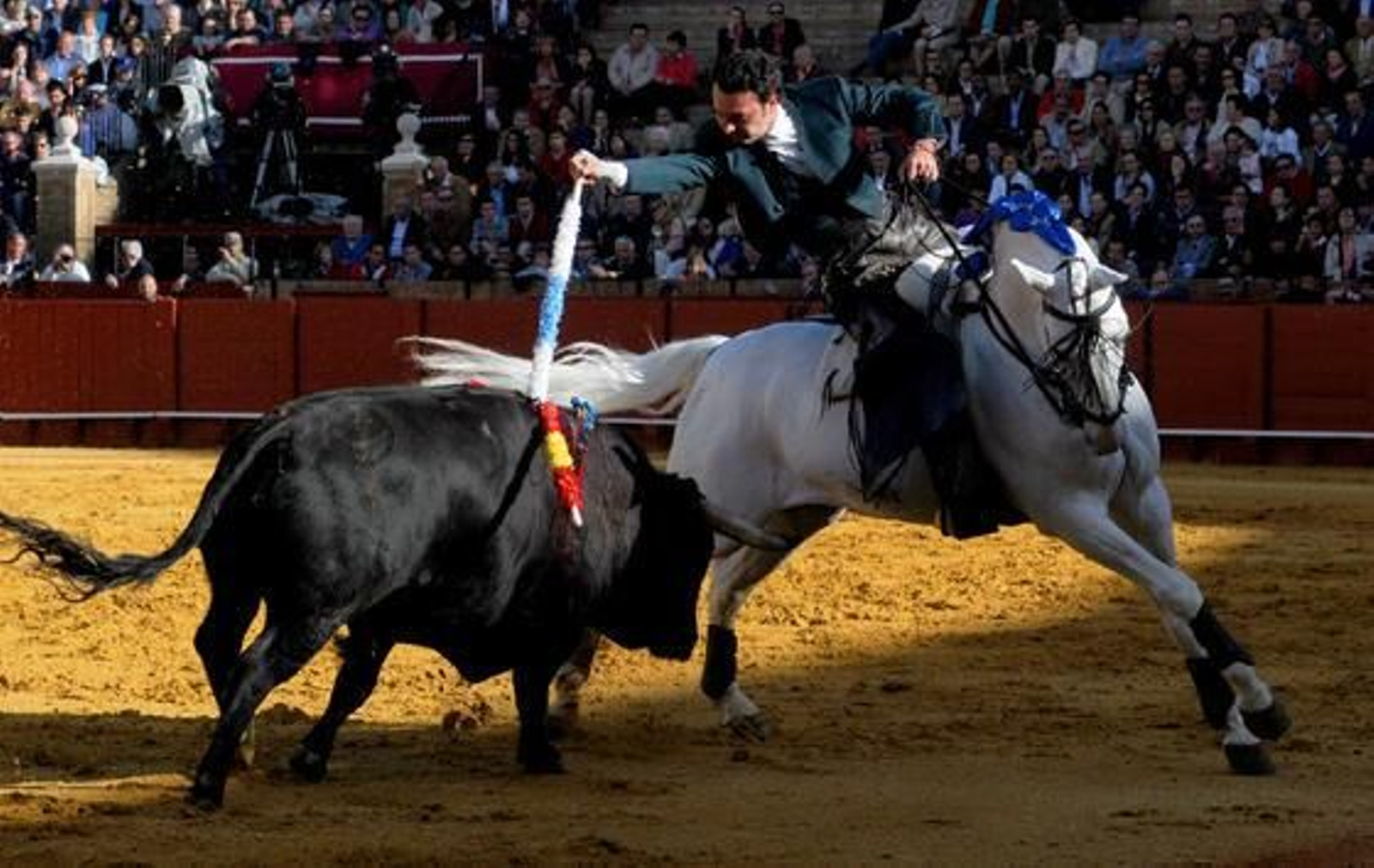 Andy Cartagena, con el primer toro de la tarde.

Foto: Juan Carlos Vazquez