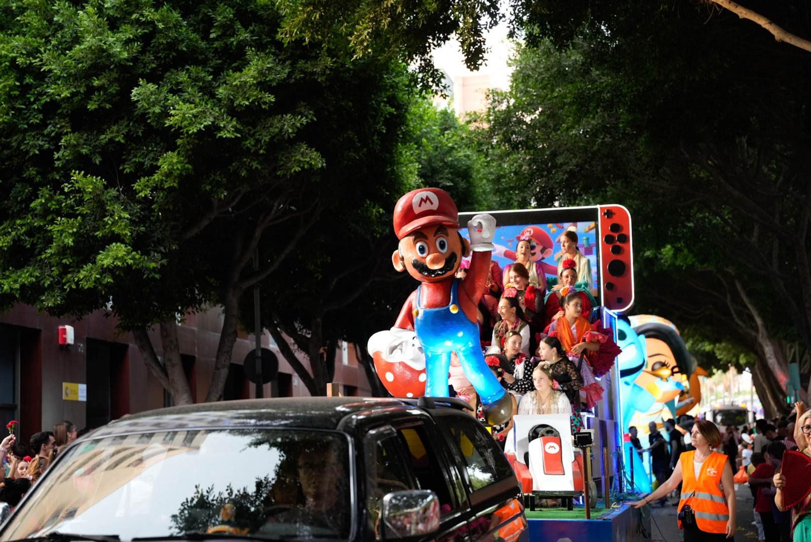 Así se ha vivido la Batalla de Flores en la Feria de Almería