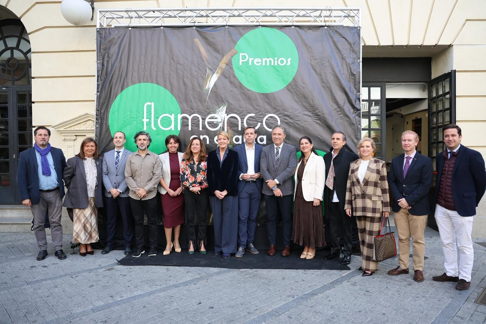 La consejera de Desarrollo Educativo de la Junta de Andalucía y la alcaldesa de Huelva.