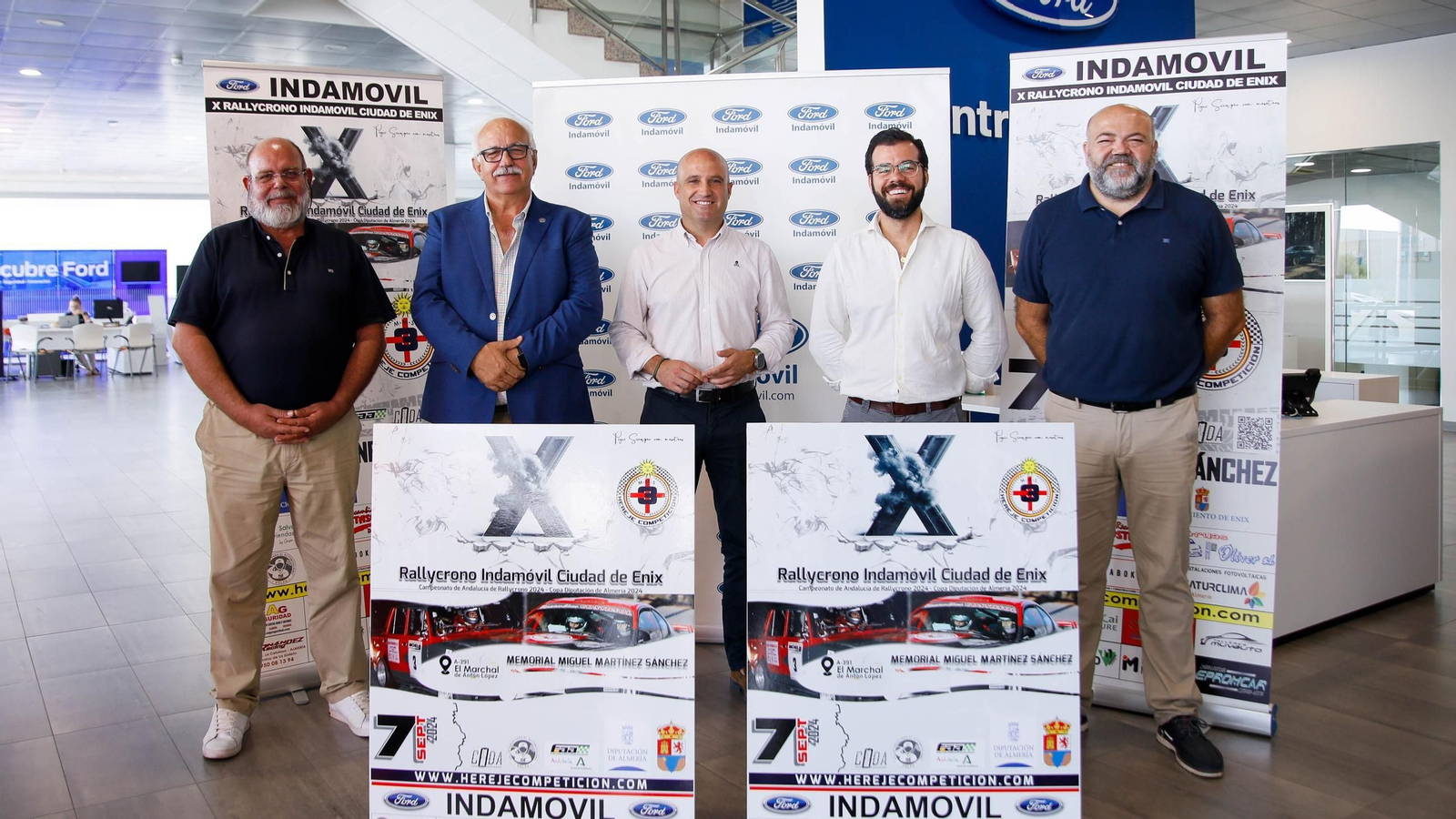 Estampa de la presentación del X Rallycrono Indamóvil Ciudad de Enix.