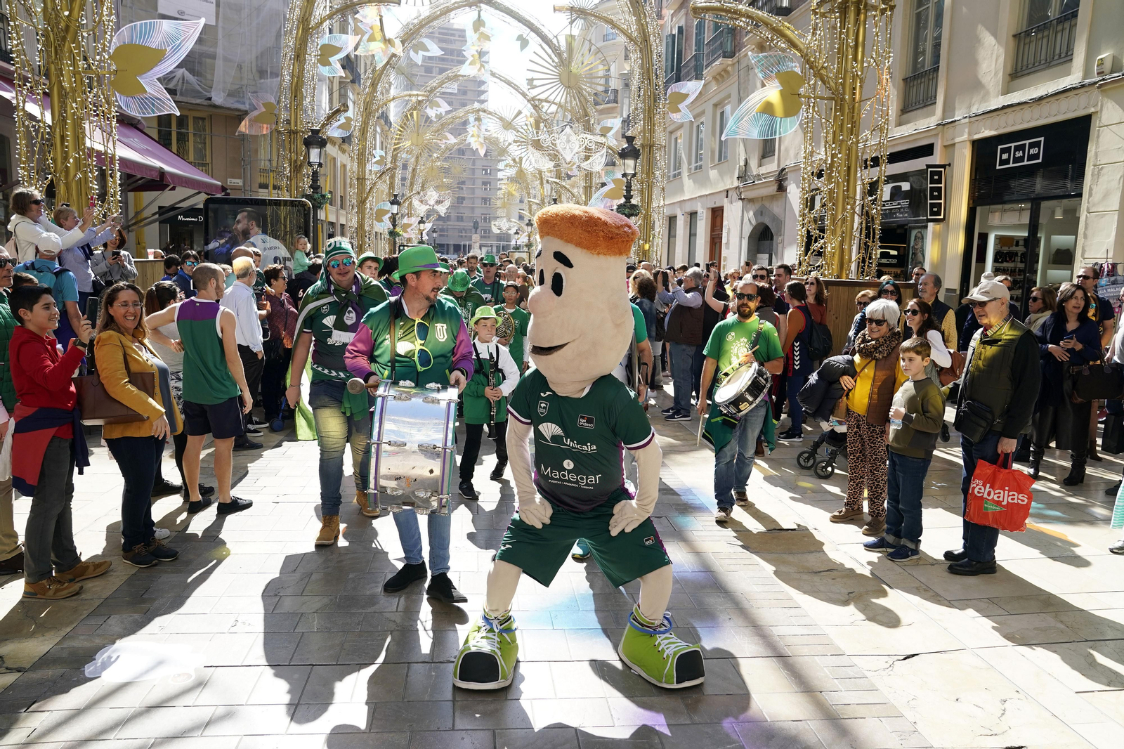 Las fotos del encuentro de aficionados de la Copa en el centro de Málaga