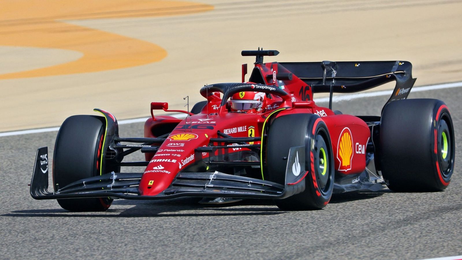 Charles Leclerc, compañero de Carlos Sainz en Ferrari.
