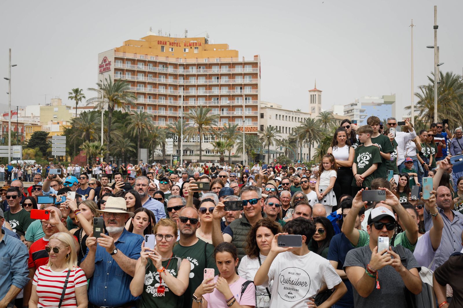 Las mejores imágenes de la "Globotá" en las fallas de Almería