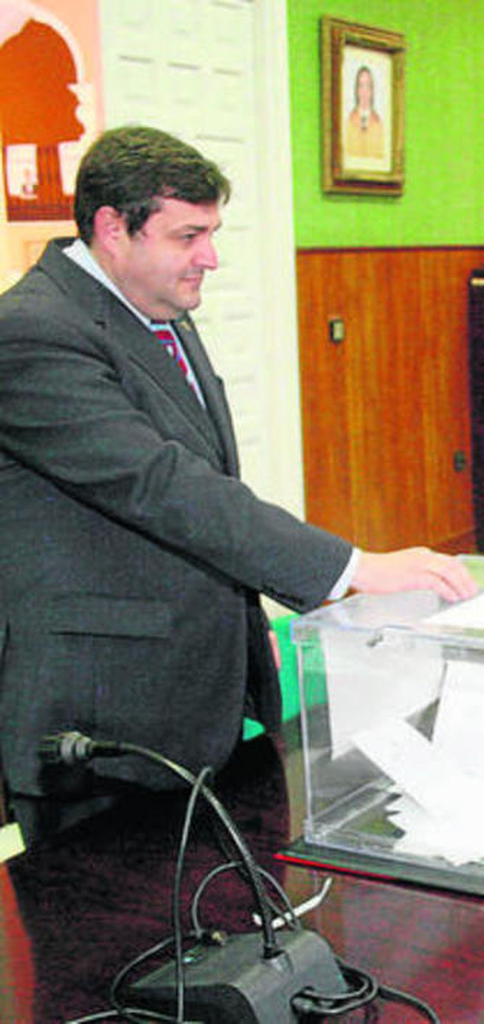 El rector, el día de las elecciones.