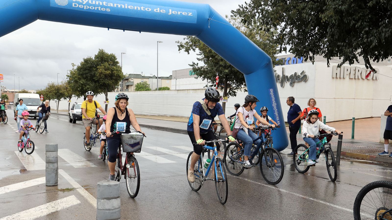 Búscate en la ruta ciclista por Jerez de 'bici amistad'