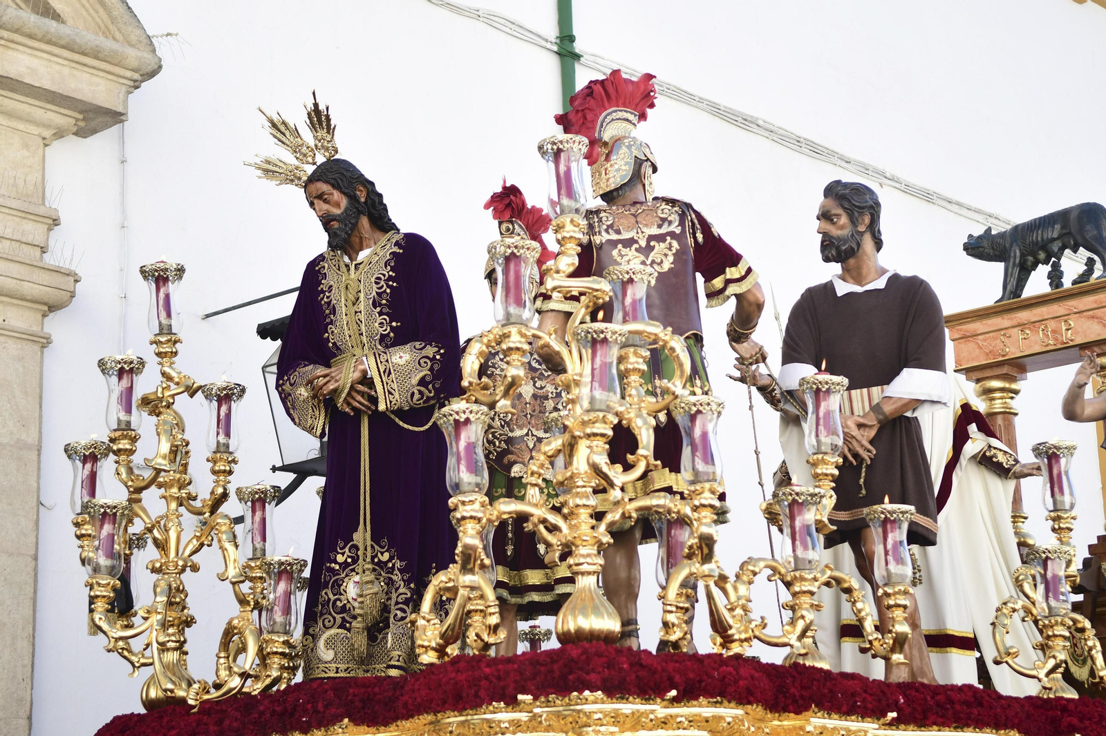 El Martes Santo en imágenes