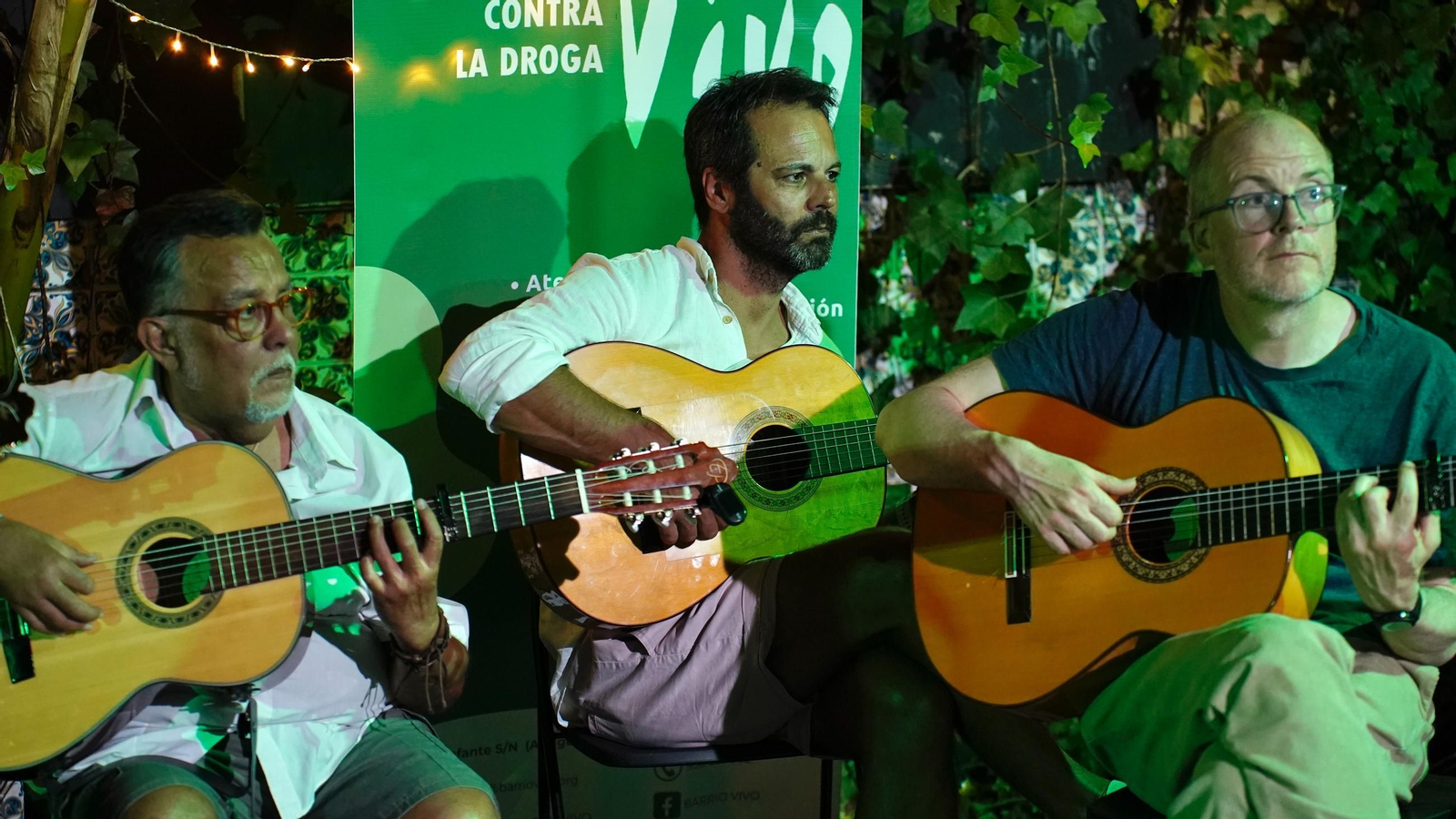 La actuación flamenca de Sirimusa en el patio de Barrio Vivo