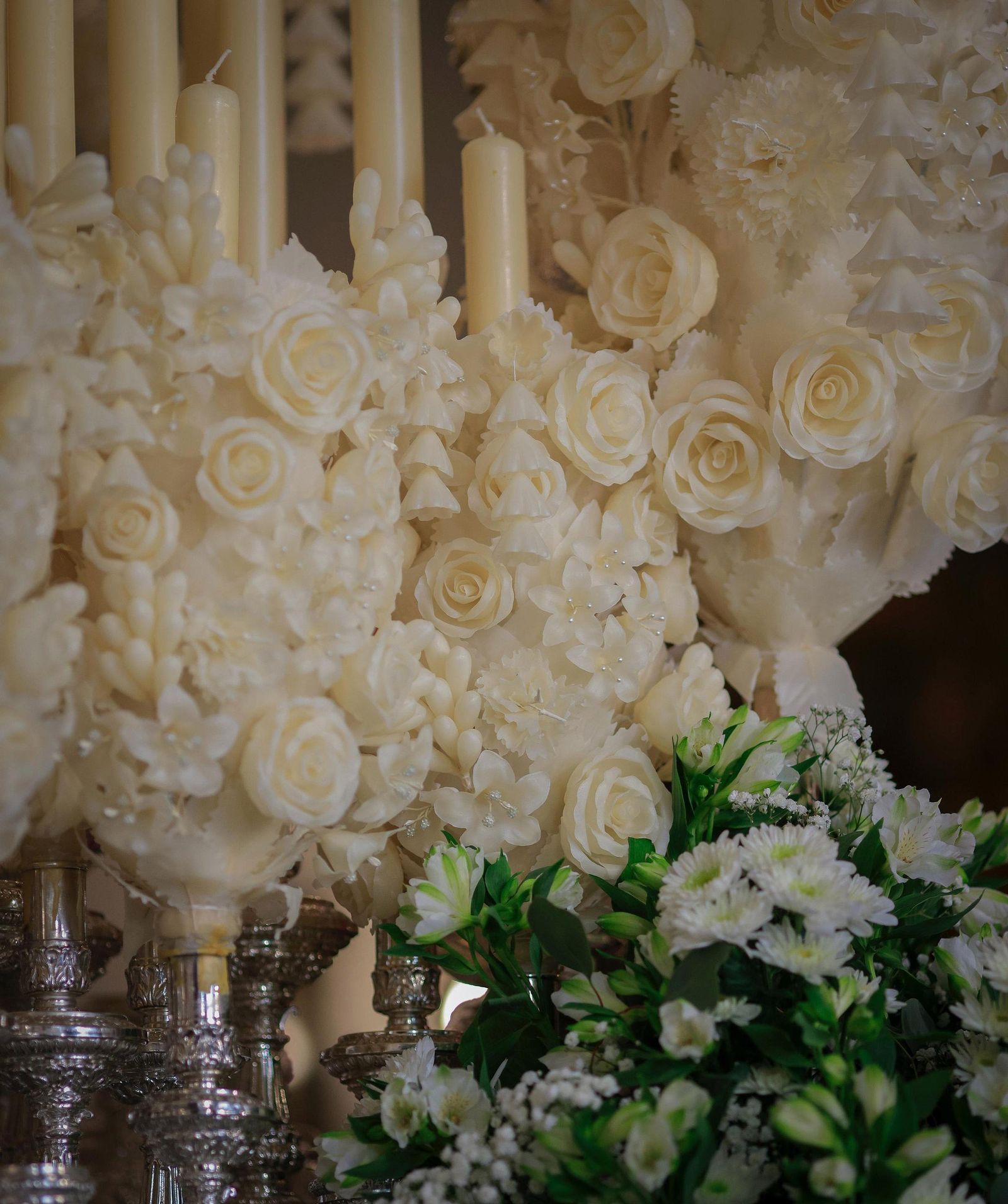 La Esperanza de Triana en su paso para la Magna de Sevilla, todas las imágenes