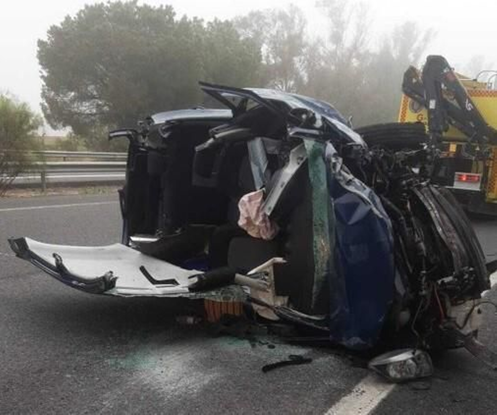Estado en el que quedó el vehículo tras el accidente de tráfico en la AP-4 en Jerez