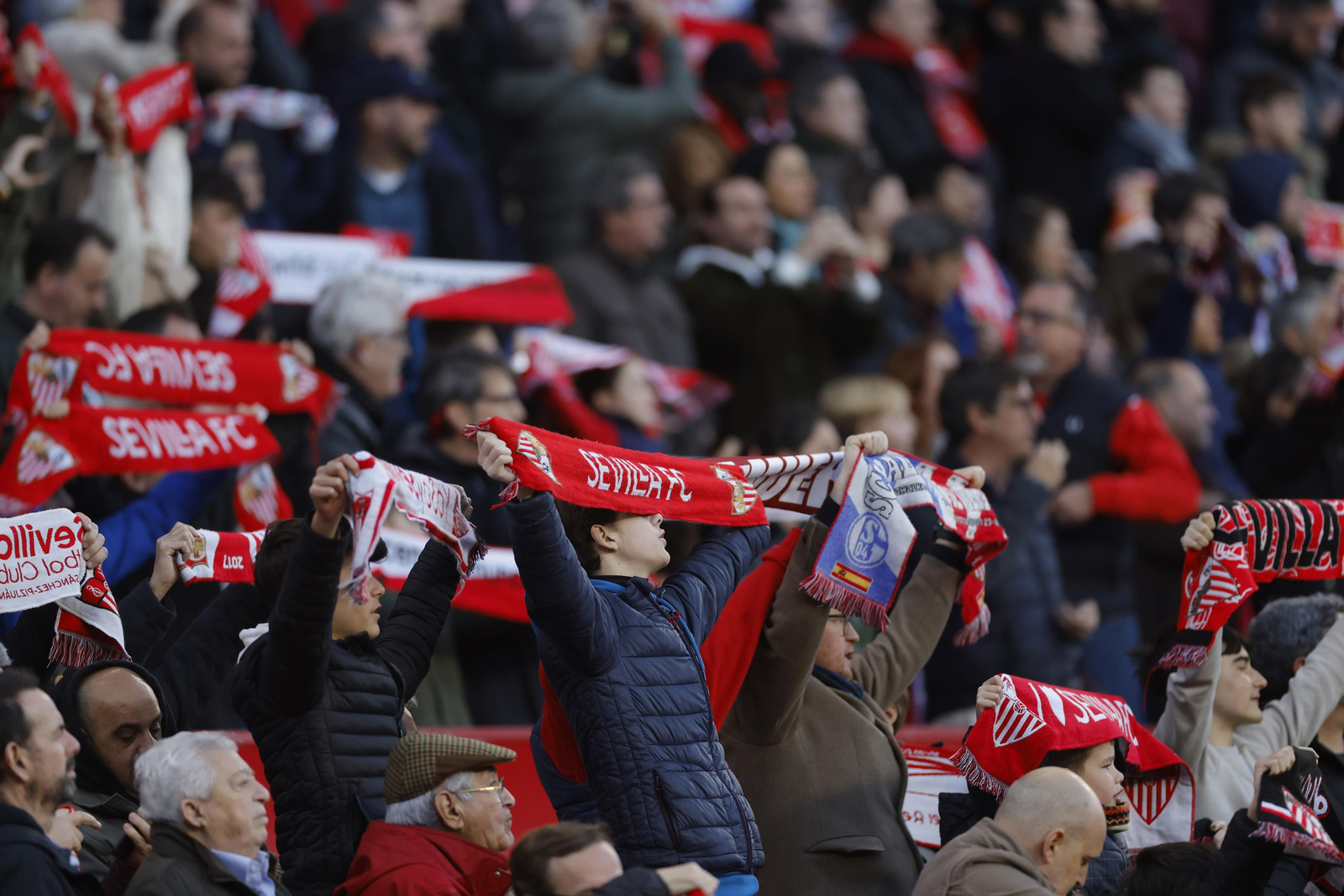 Búscate en las fotos del Sevilla-Mallorca