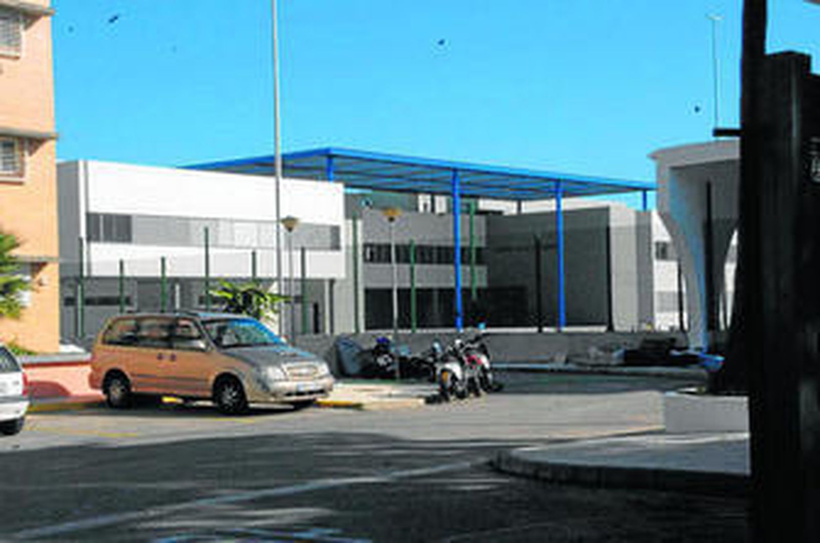 Edificio que acogerá el nuevo Cuartel General de Infantería de Marina, construido sobre los terrenos del viejo CIM.