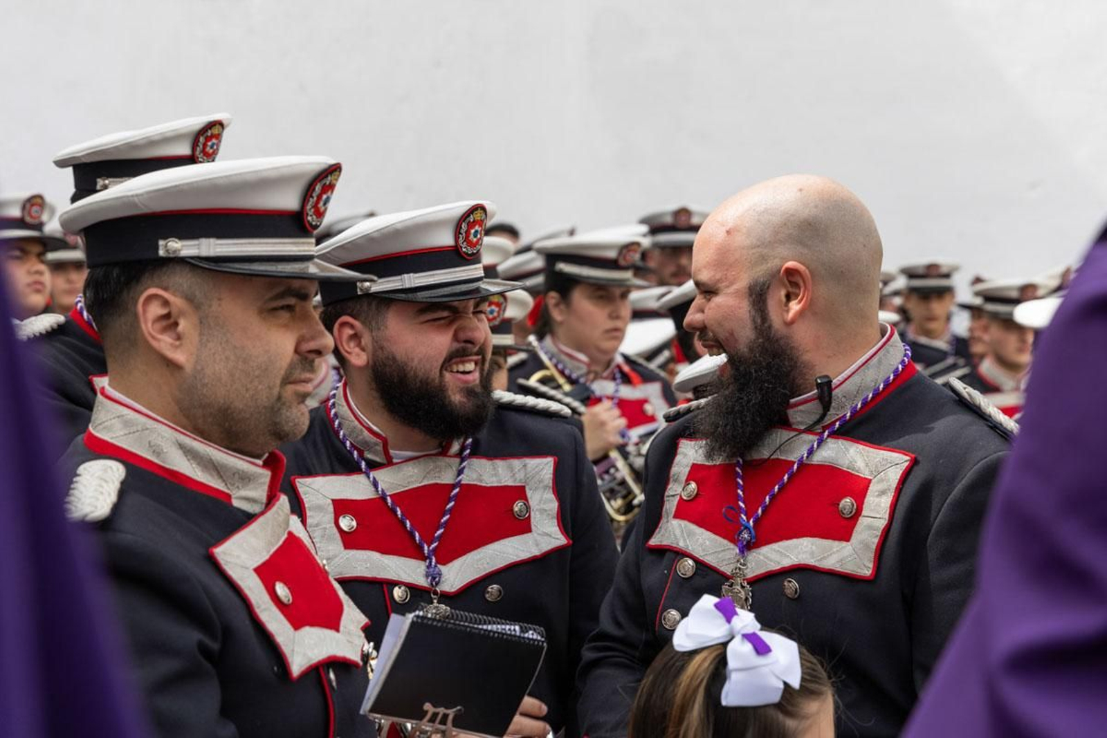 Los jiennenses arropan a las tres cofradías de la tarde en un Domingo de Ramos más caluroso de lo esperado (I)