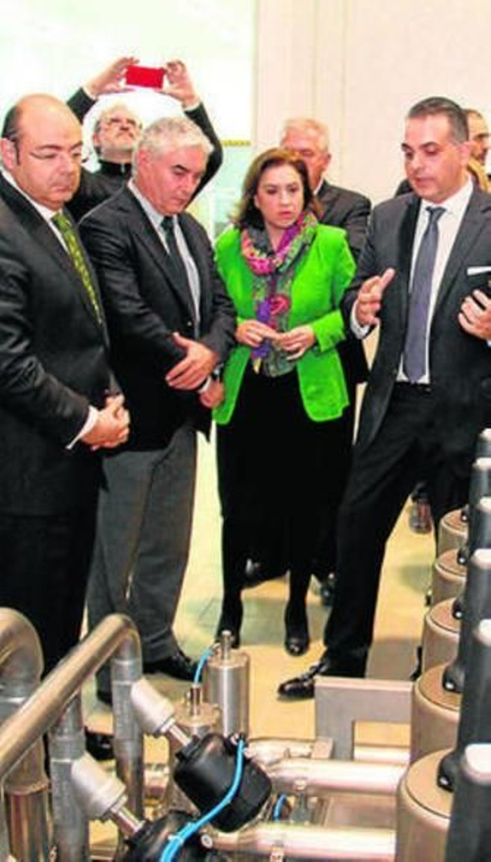 Las autoridades conocieron la sede.