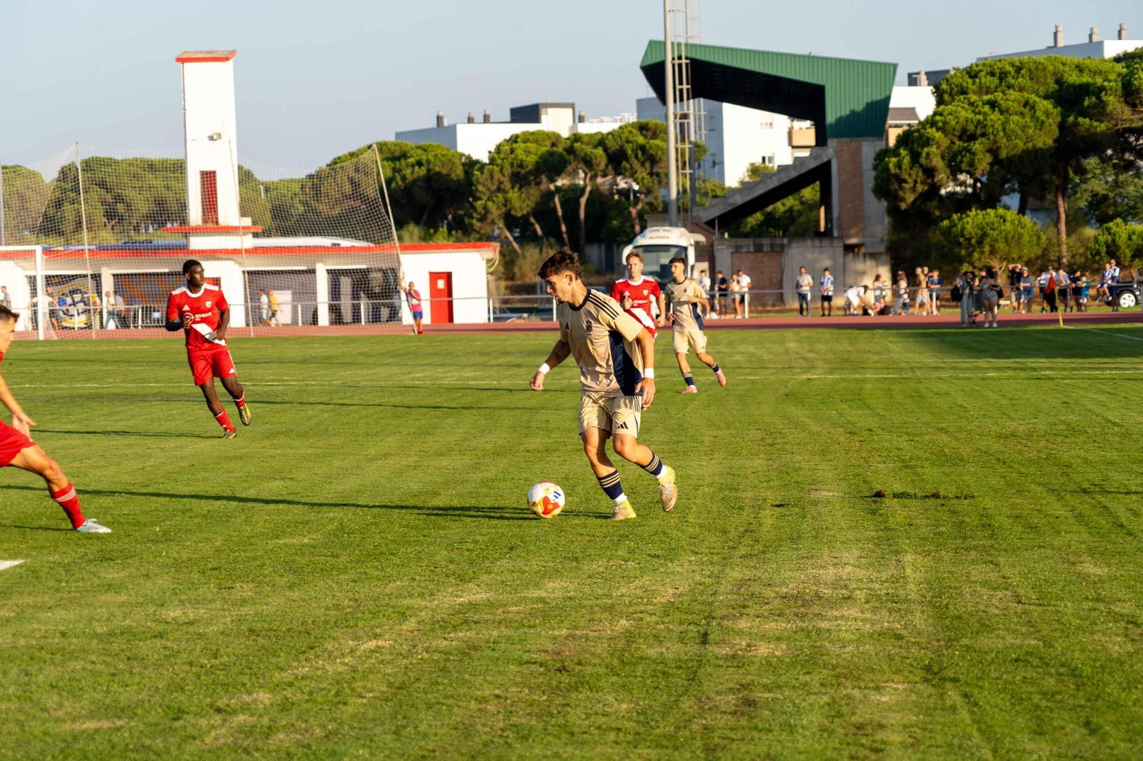 Imágenes del XXXIX Memorial Manuel González Rodríguez entre el Recreativo de Huelva - Sevilla Atlético