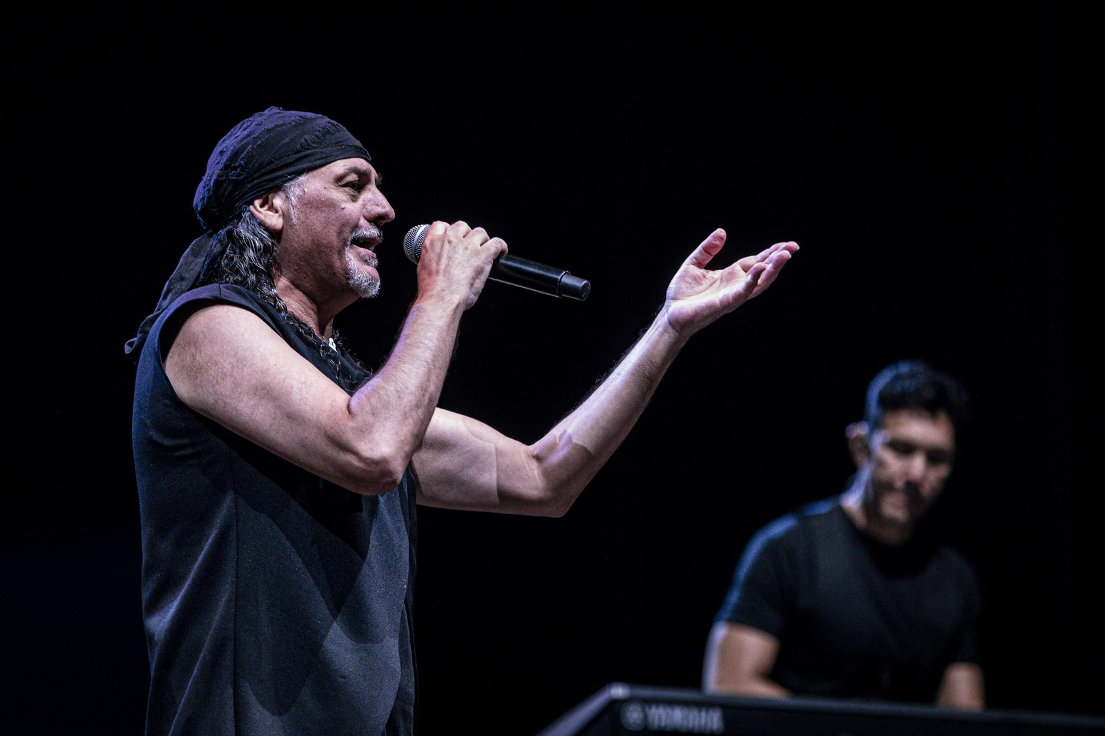 Búscate en las imagenes del concierto de Camela en Concert Music Festival en Chiclana