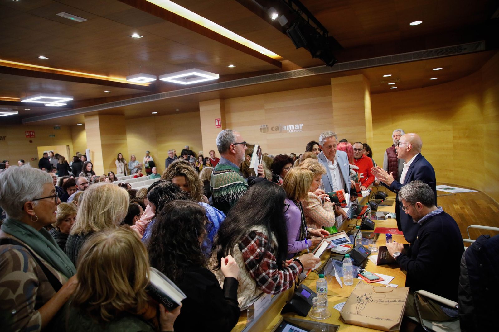 ¿Has estado en la presentación del libro de Máximo Huerta? Entra en la galería y buscate