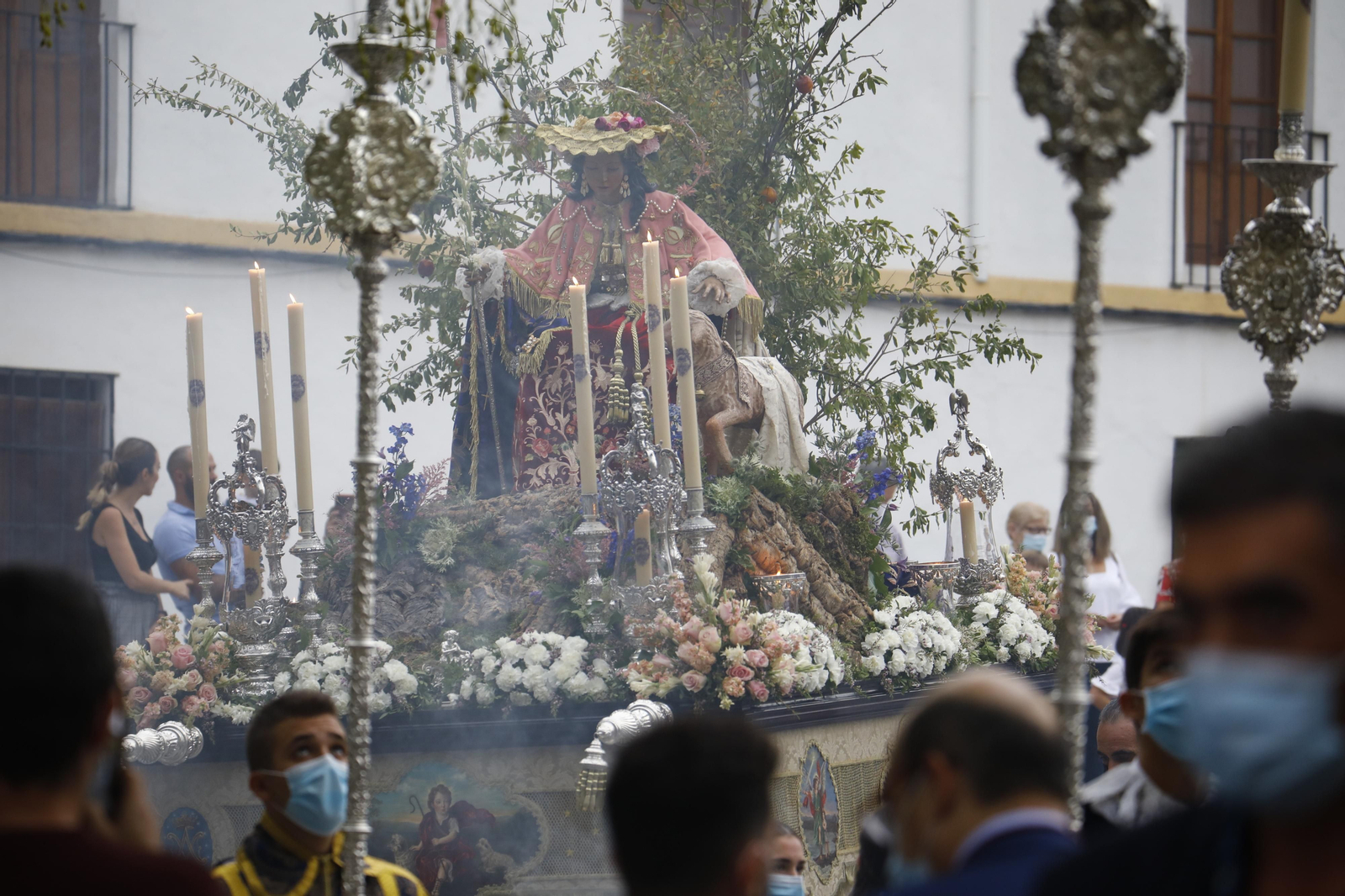 La procesión de la Divina Pastora de las Almas, en imágenes