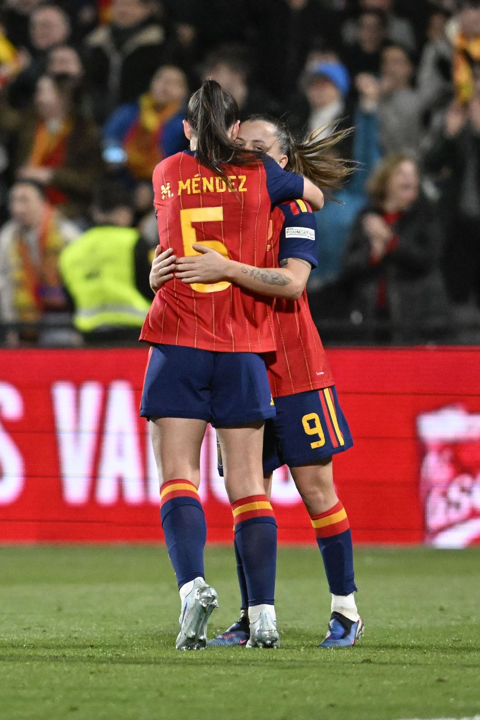 Las fotos del España-Islandia de fútbol femenino