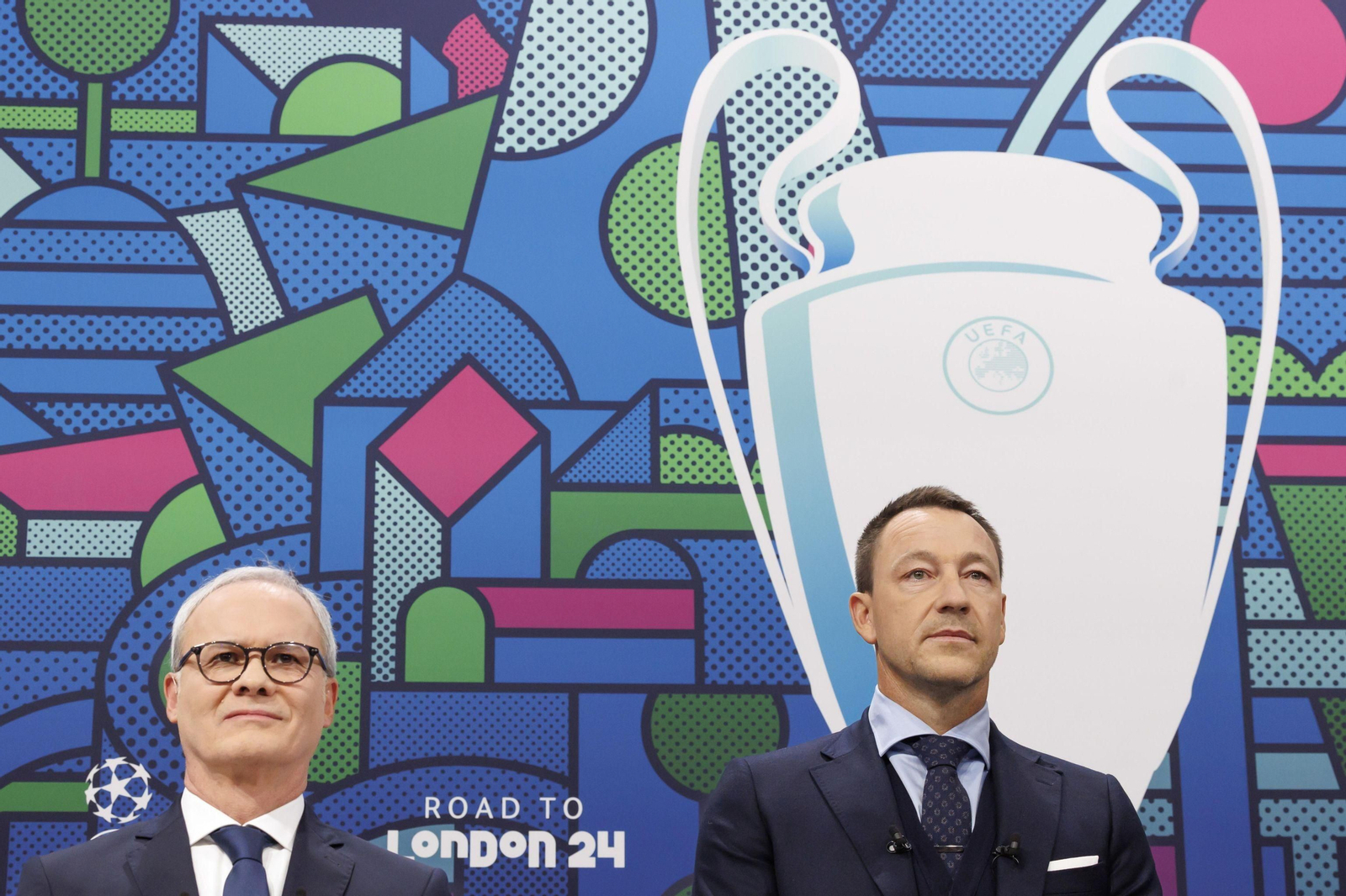 Las fotos de los sorteos europeos con el Betis en la Conference