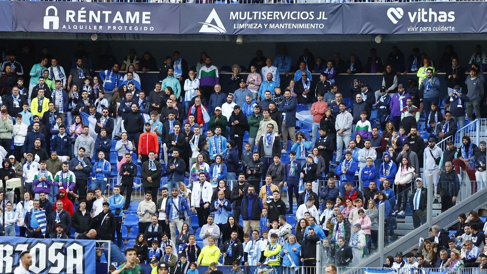 Búscate en La Rosaleda durante el Málaga CF-Racing de Ferrol