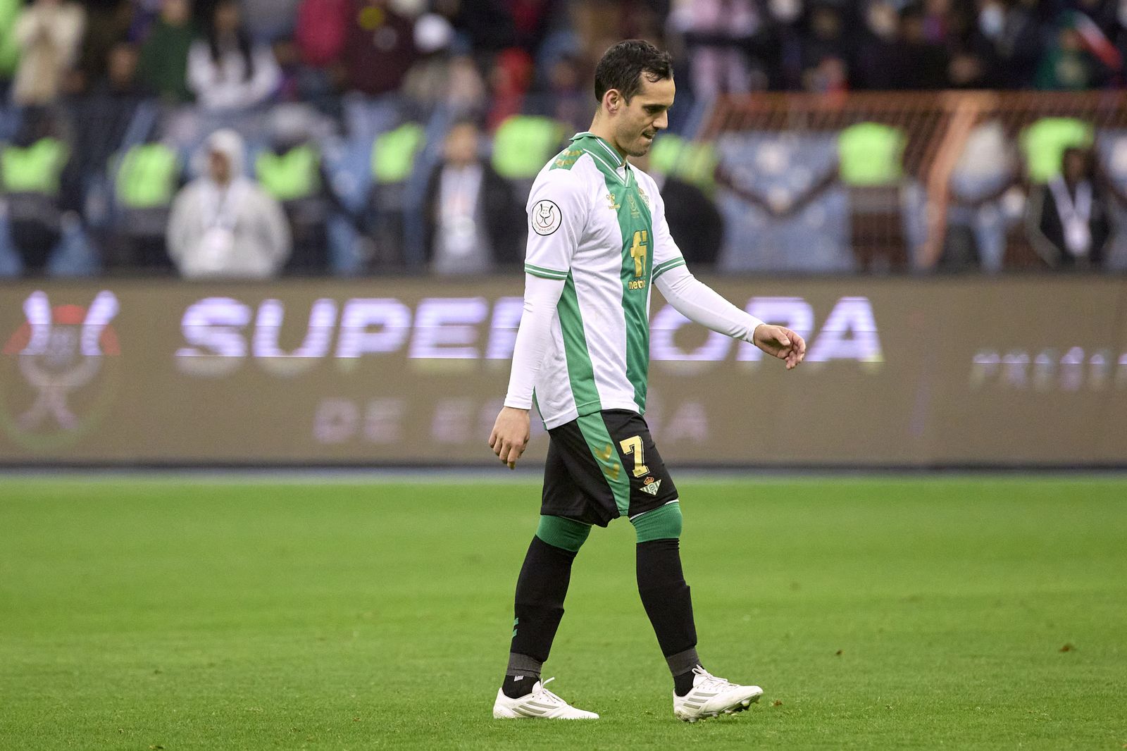 Las fotos de la prórroga y los penaltis del Betis - Barcelona