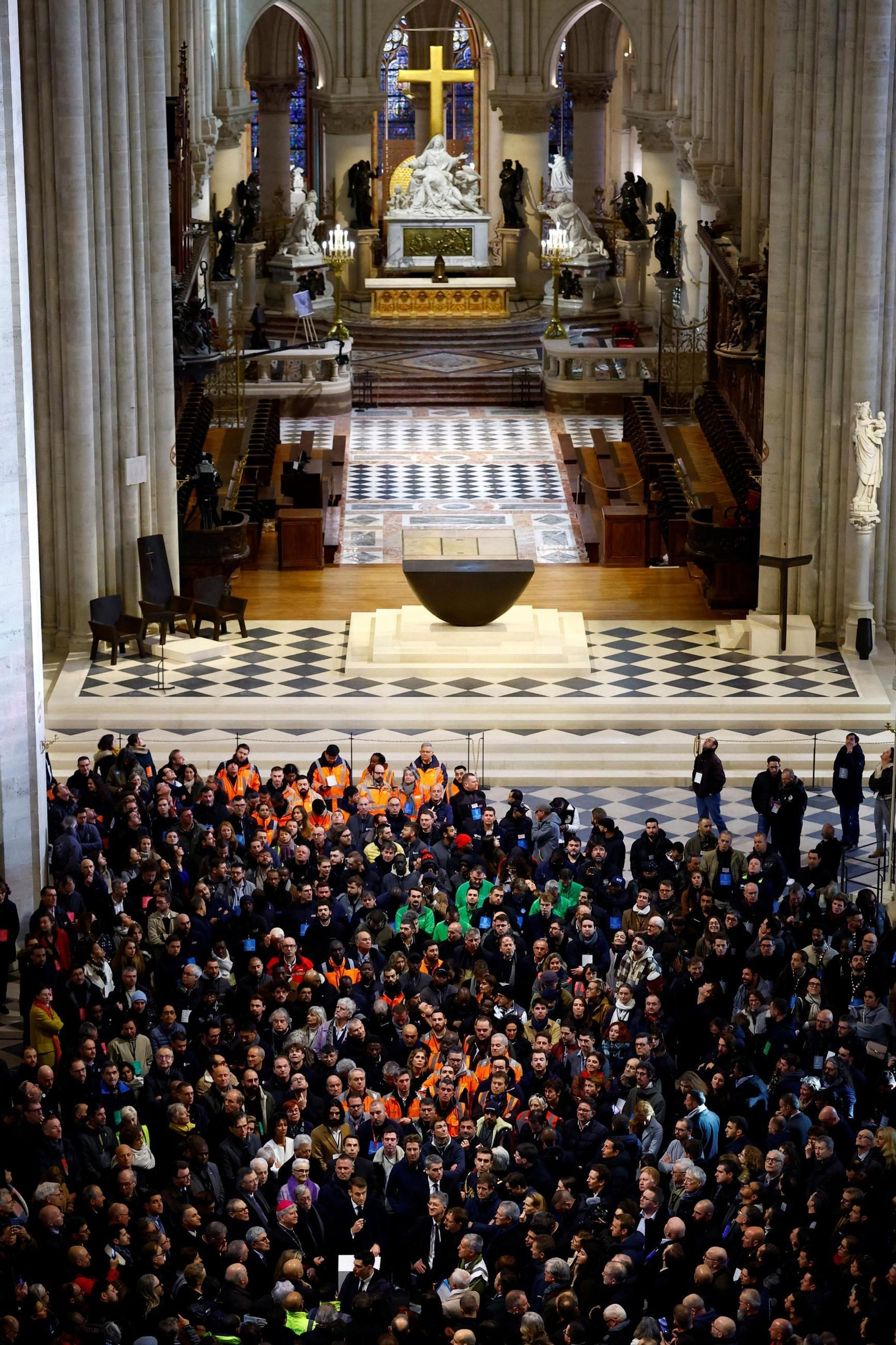 Así es el nuevo interior de Notre Dame tras la restauración Así es el nuevo interior de Notre Dame tras la restauración