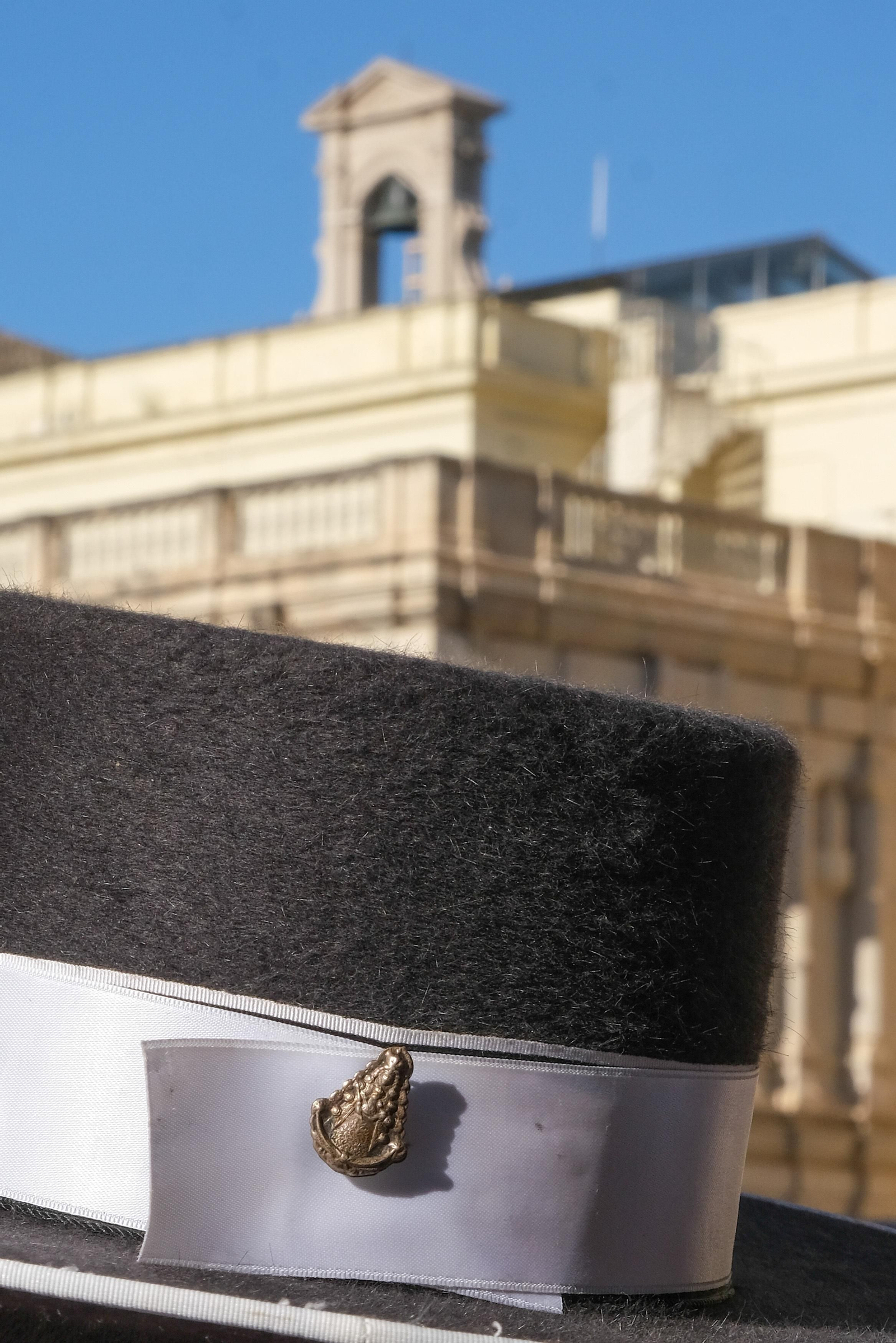 Salida de Hdad. del Rocío de Sevilla