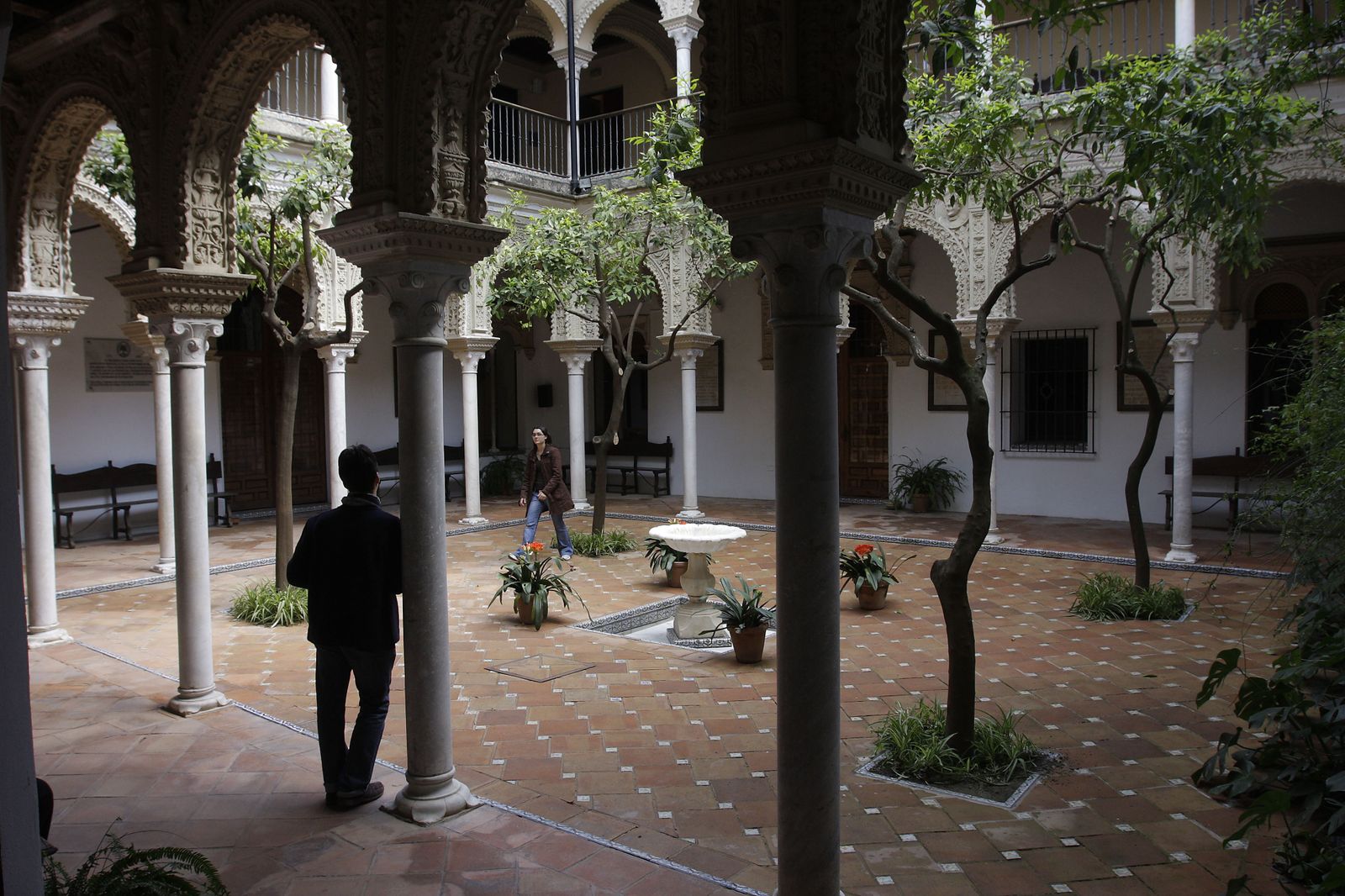La Real Academia Sevilla de Buenas Letras es el escenario donde se celebran las Jornadas sobre la Incorporación de México a la Cultura Occidental.