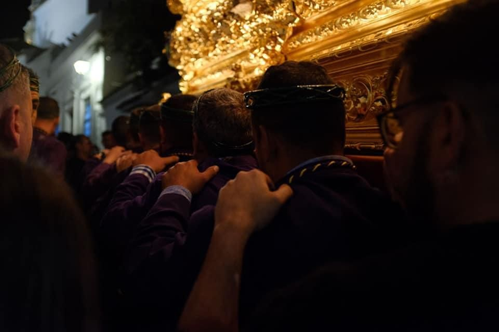Ni en Sevilla ni en Málaga: La madrugá que tienes que vivir una vez en la vida está en este pueblo de Huelva Ni en Sevilla ni en Málaga: La madrugá que tienes que vivir una vez en la vida está en este pueblo de Huelva