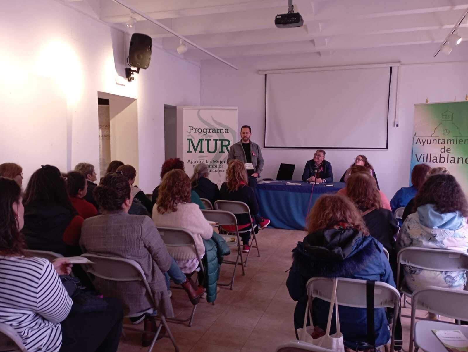 Presentación del programa en Villablanca.