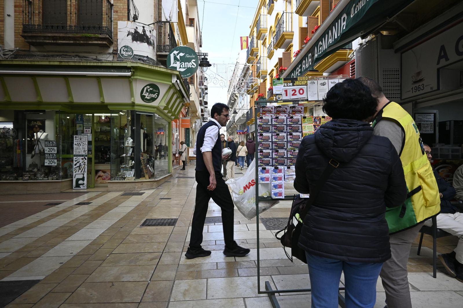 Imágenes del viernes 29 de noviembre en Huelva