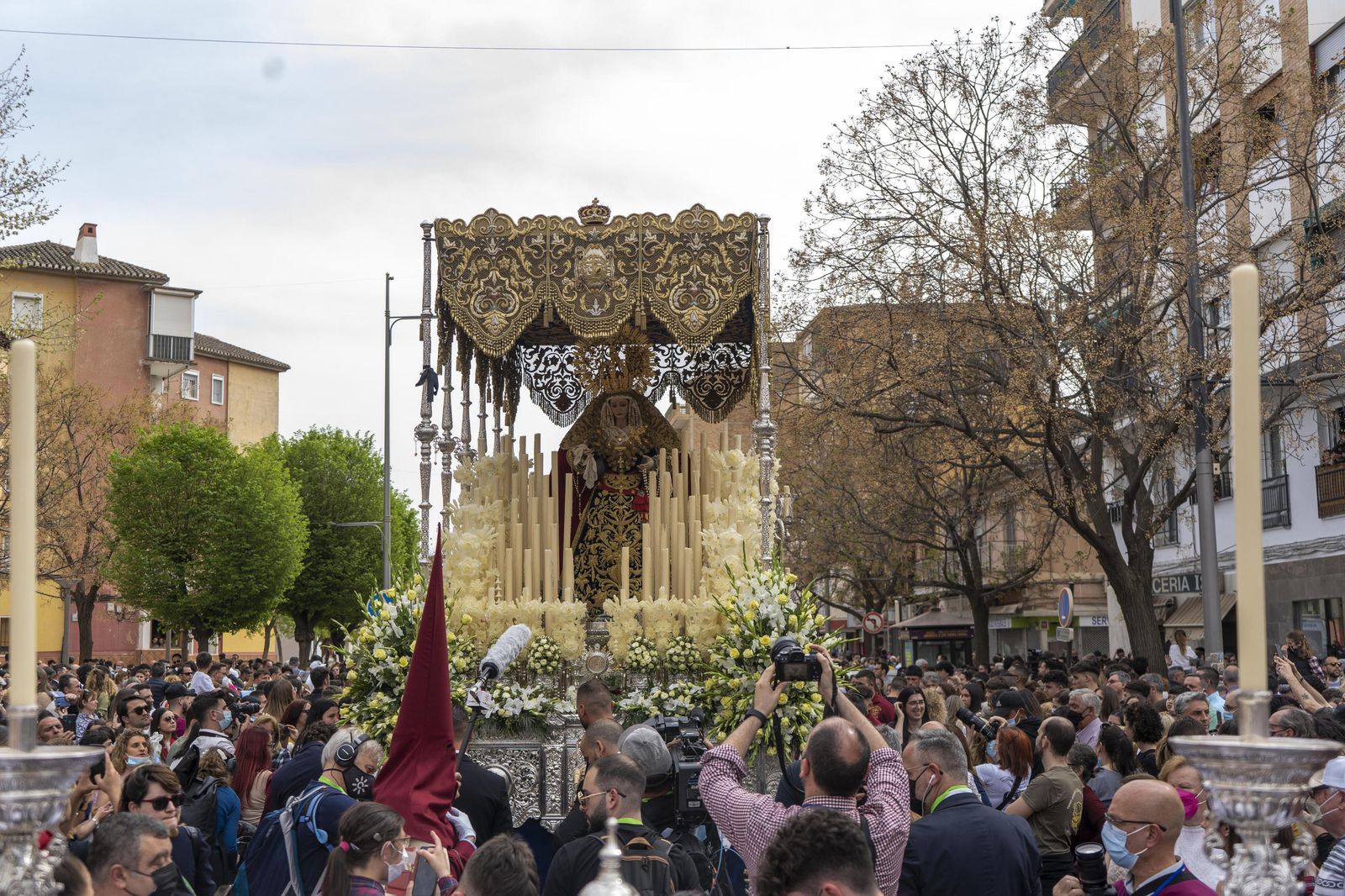 Fotos de El Trabajo en el Lunes Santo de la Semana Santa de Granada