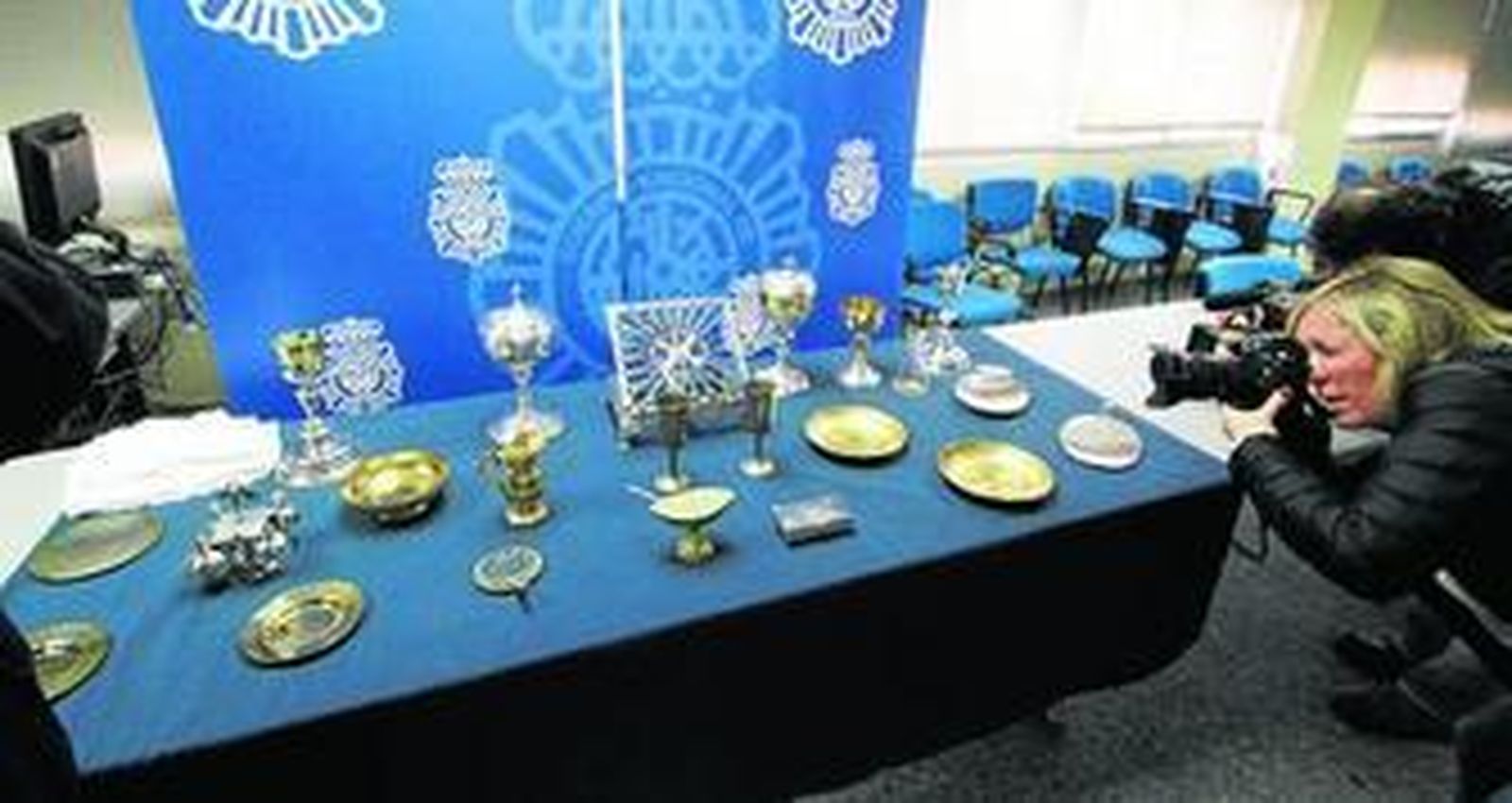 Los enseres de la parroquia del Corpus Christi sustraídos el pasado domingo y hallados por la Policía anteayer.