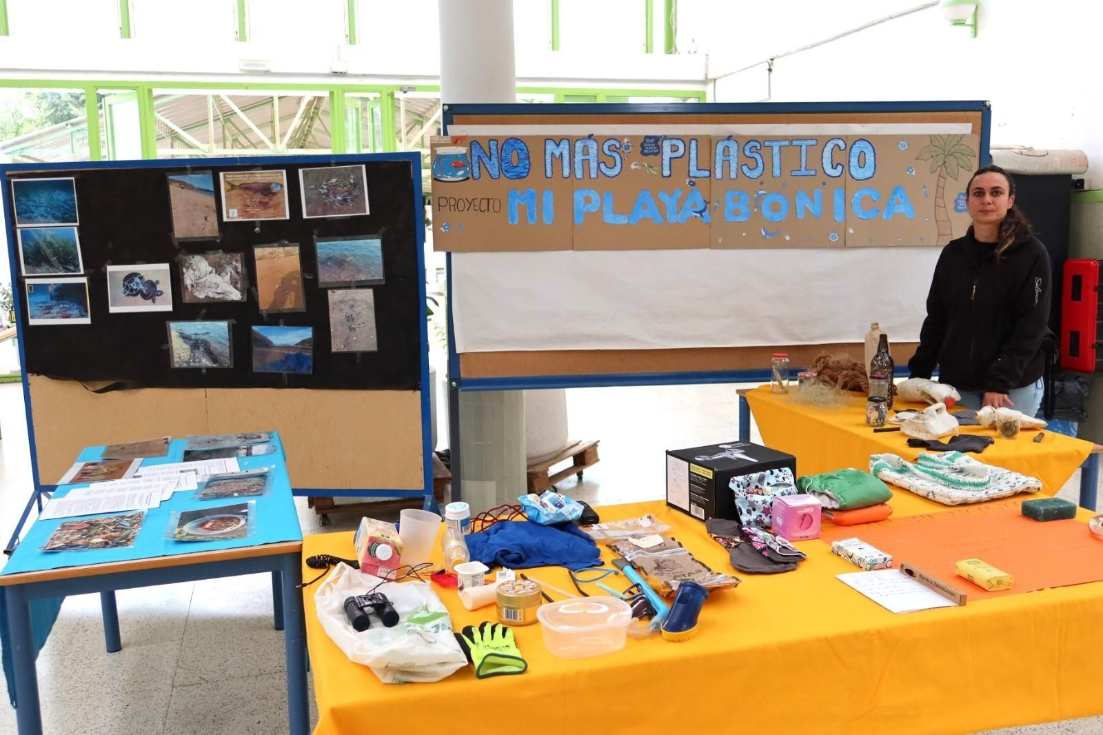 'Mi Playa Bonica' en uno de los centros educativos.
