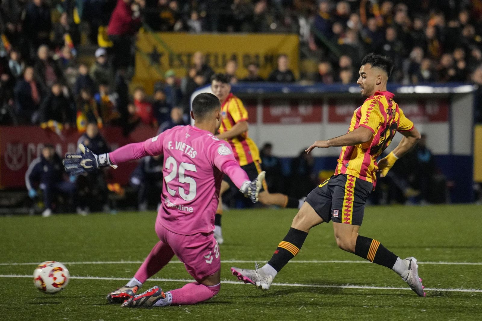 Las fotos del Sant Andreu - Betis de Copa del Rey