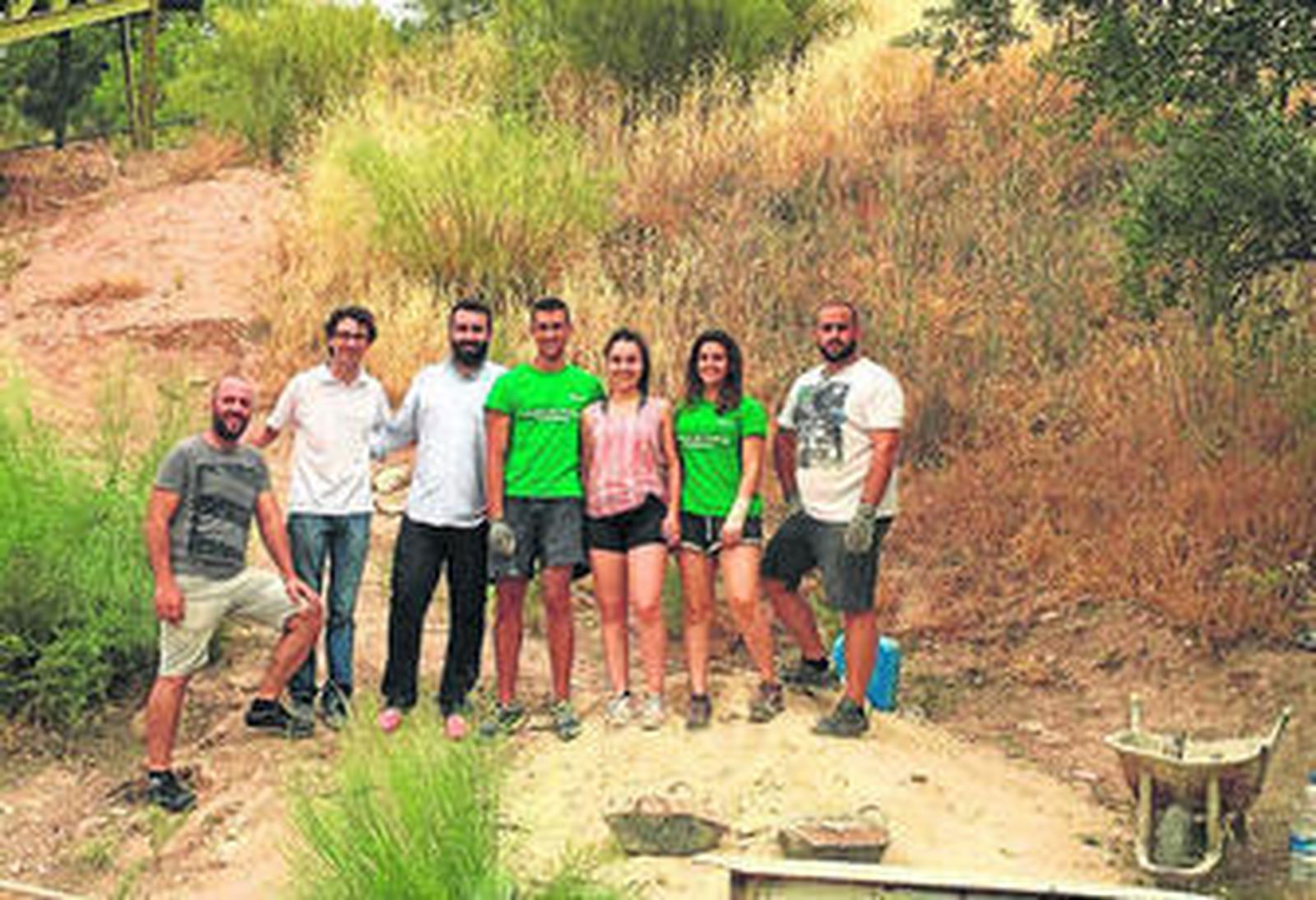 Los participantes de la actividad junto al coordinador del IAJ. Alberto Mayoral.